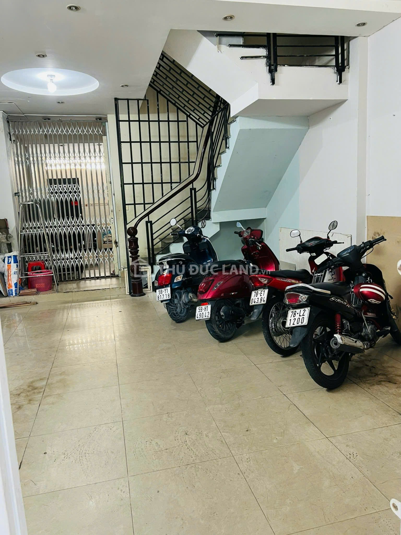 Bán nhà 4 lầu mặt tiền Linh Trung - Diện tích 80m² ngang 5 cực hiếm
