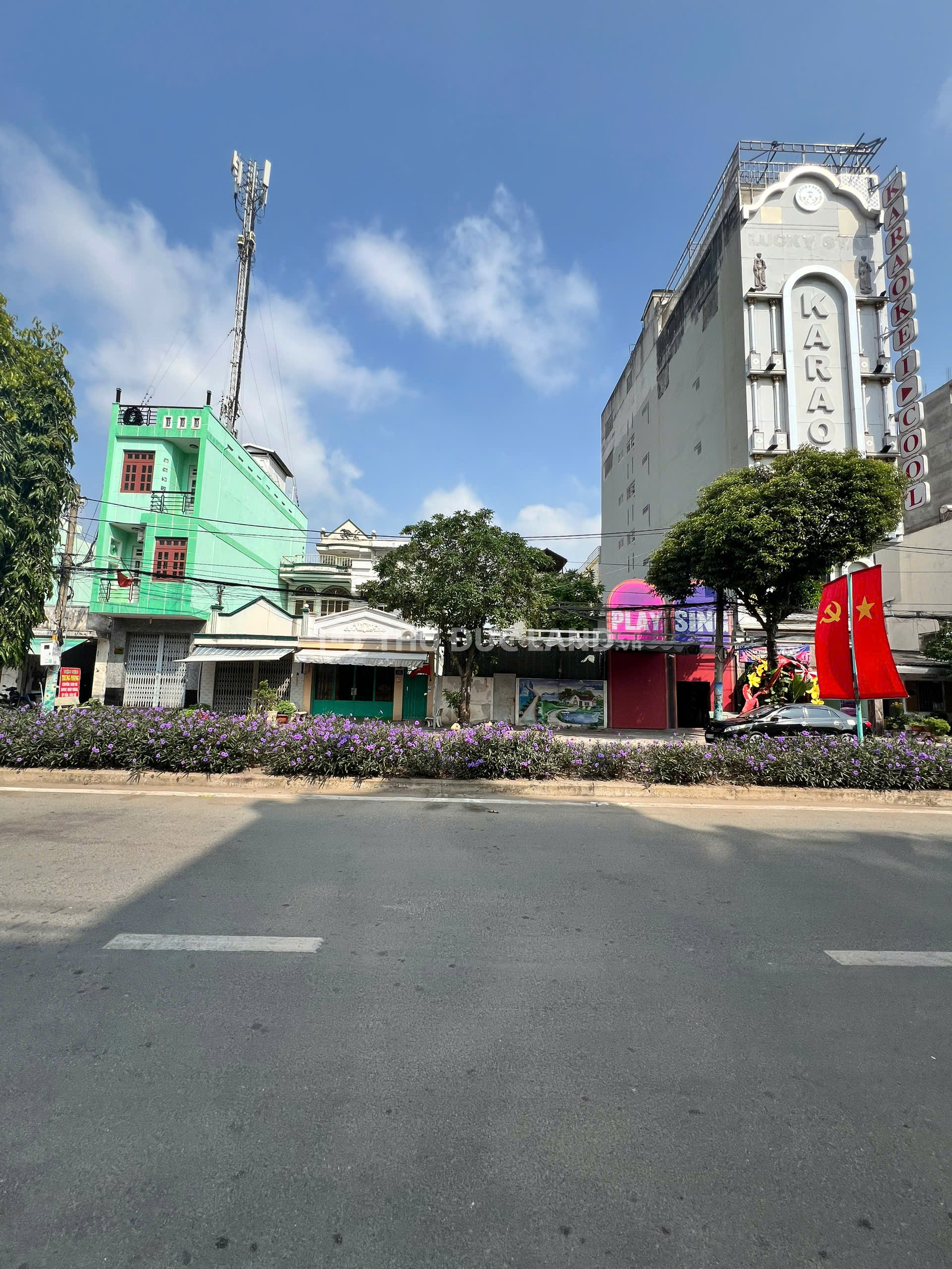 Bán nhà mặt tiền Phước Bình, 90 m², giá 13.5 tỷ