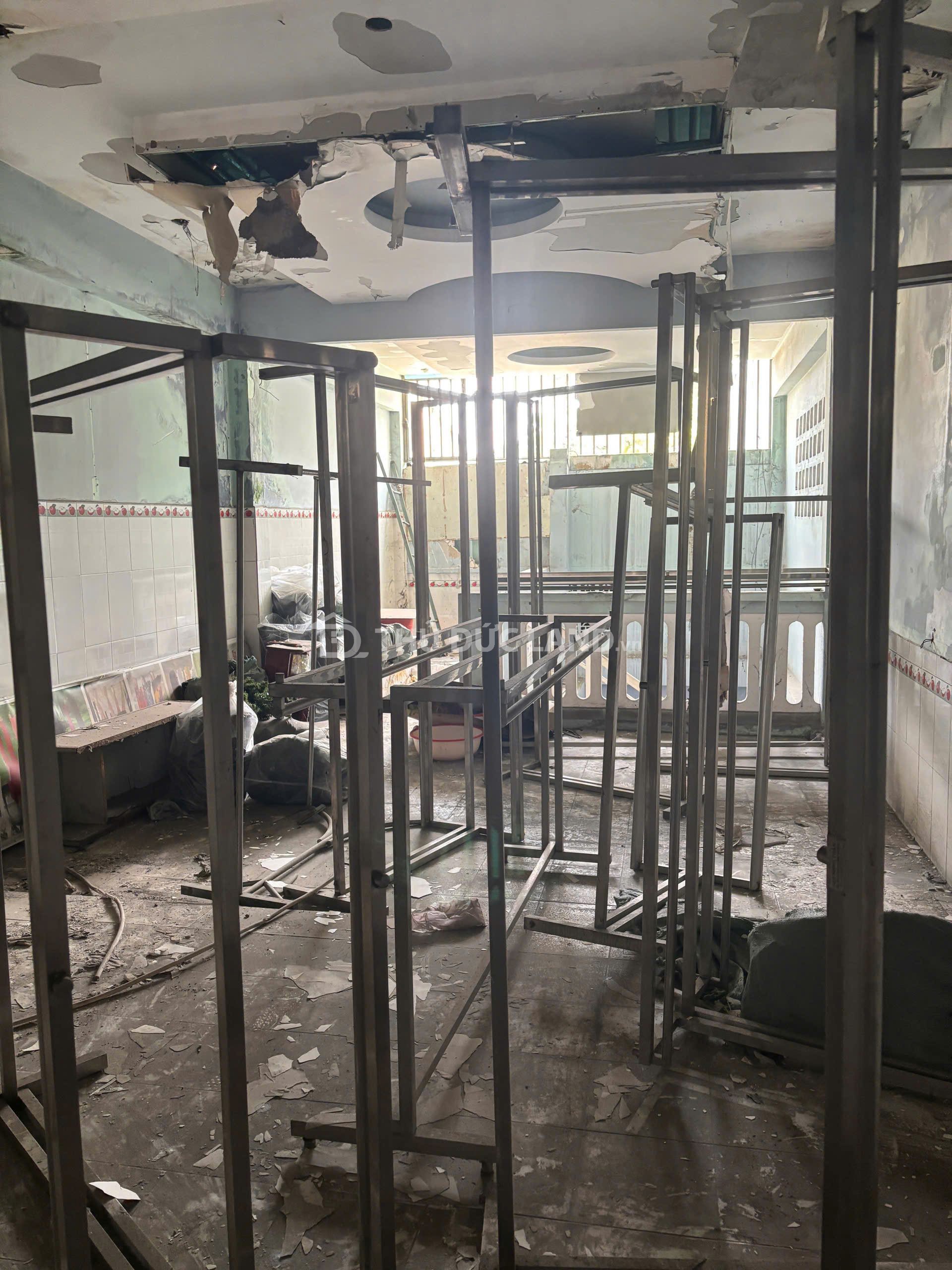 Bán nhà mặt tiền Võ Văn Ngân, Bình Thọ, DT 137m2 ngang 4.72m, 2 lầu, dòng tiền 90tr/tháng. - Ảnh 11