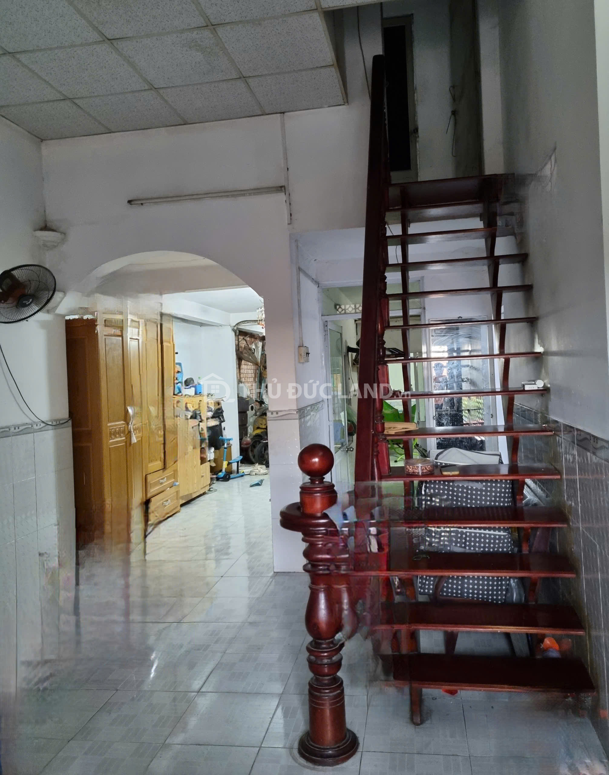 Bán nhà mặt tiền Bình Trưng Đông, DT 186m2, ngang 8.79m, đường 30m, sổ chính chủ, tiện xây tòa nhà - Ảnh 2