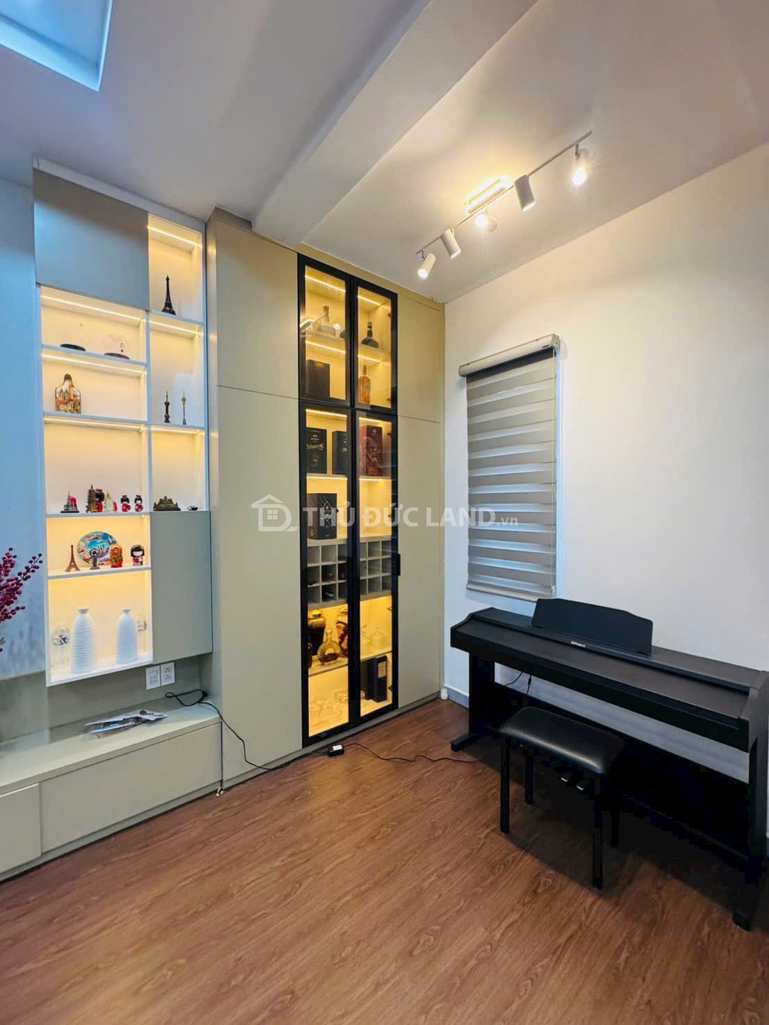 Nhà mặt tiền Nguyễn Tuyển, Bình Trưng Tây — 5.47m x 22.9m, 4 tầng, thu nhập 30tr/tháng - Ảnh 4
