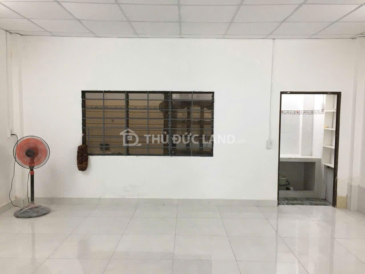 Bán nhà HXH Đường 51 Hiệp Bình Chánh, ngang 5.43m, DT 70M2. Cho thuê 8Tr/tháng, tiện ích đầy đủ - Ảnh 2