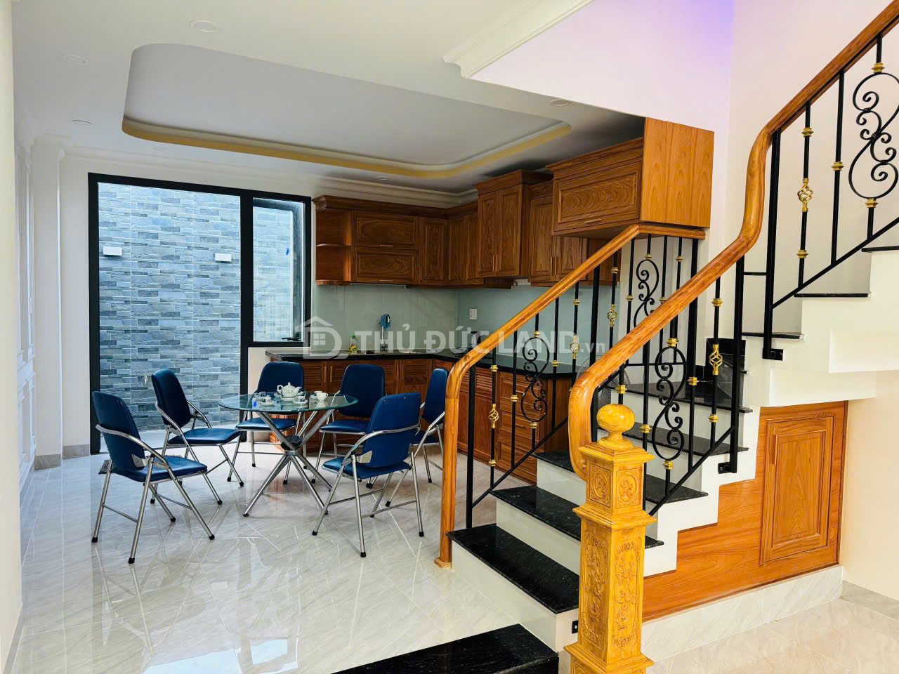 Bán nhà hẻm Hiệp Bình Chánh, Đường 40 – Nhà 5 tầng, hẻm xe hơi gần trường và tiện ích sinh hoạt - Ảnh 3