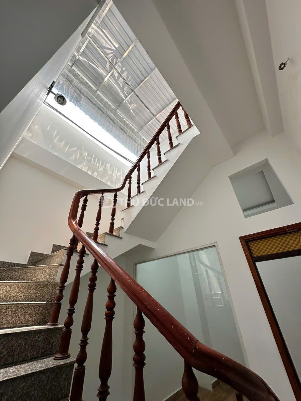 Bán nhà hẻm Đường 53, Hiệp Bình Chánh – nhà 2 tầng 2PN 2WC, có sân thượng, hẻm sạch phù hợp ở thực - Ảnh 9