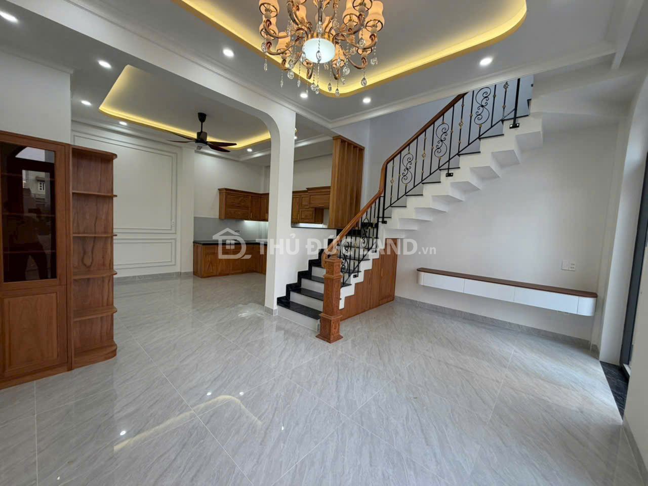 Bán nhà hẻm Hiệp Bình Chánh (Đường 40) 3 tầng, 3 phòng ngủ – nội thất FULL, hẻm xe hơi vào tận nơi - Ảnh 6