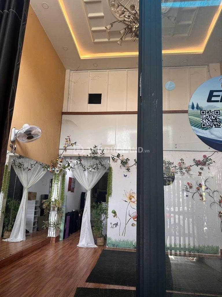 Bán nhà Đường 6 Hiệp Bình Chánh, 4 tầng, 6 phòng ngủ, sổ hồng hoàn công - Ảnh 2