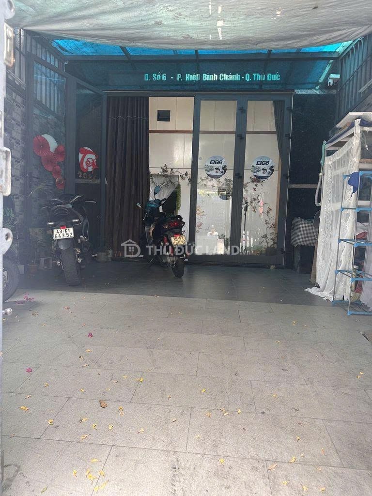 Bán nhà Đường 6 Hiệp Bình Chánh, 4 tầng, 6 phòng ngủ, sổ hồng hoàn công