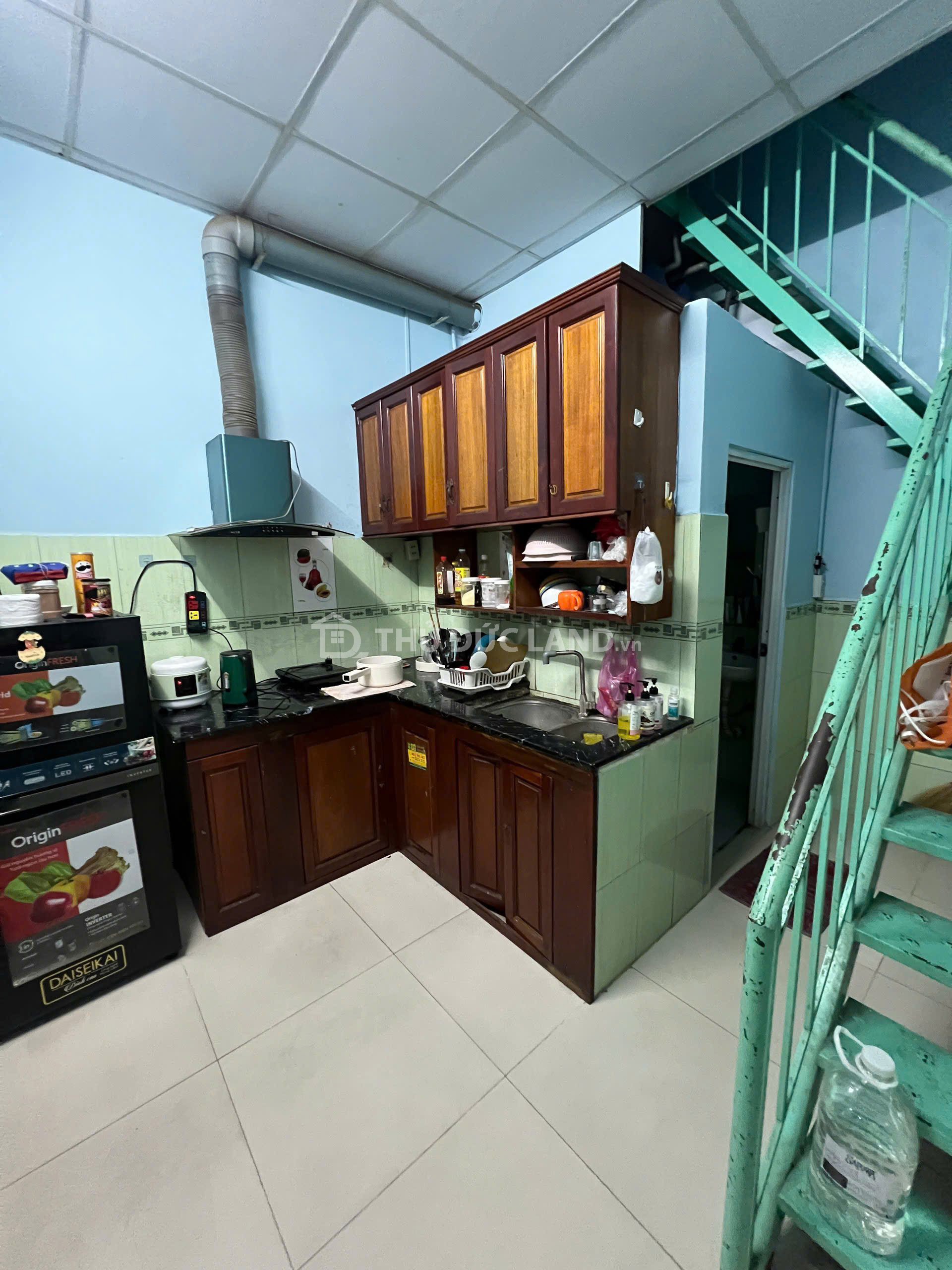 Bán nhà hẻm Đường 6 Hiệp Bình Chánh, Dt 41m2 2 phòng ngủ, tiện ích đầy đủ - Ảnh 3