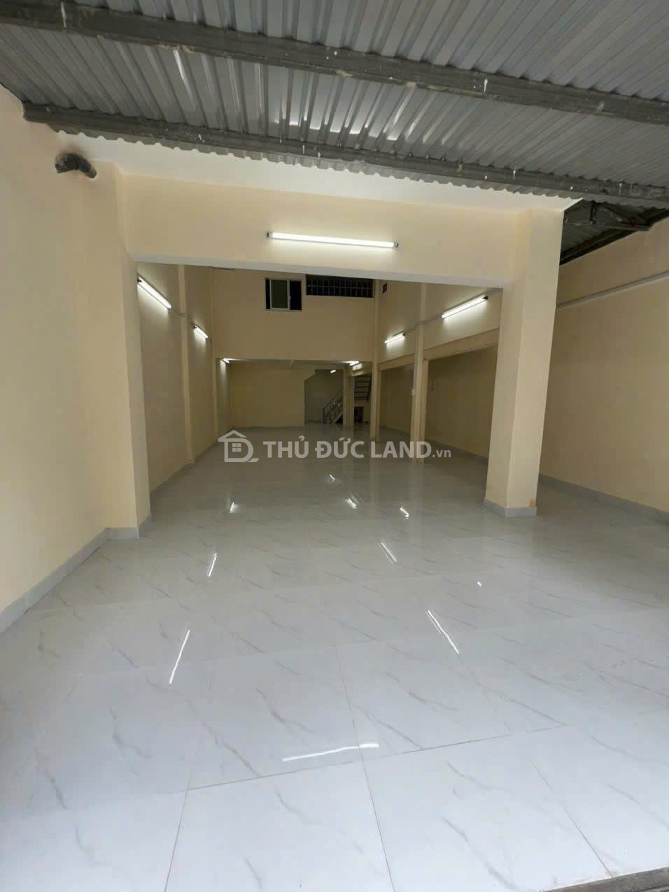 Bán nhà HXH Đường 38 Hiệp Bình Chánh, DT 94m2 ngang 5.5m. Cạnh Phạm Văn Đồng, cách chợ 200M - Ảnh 3