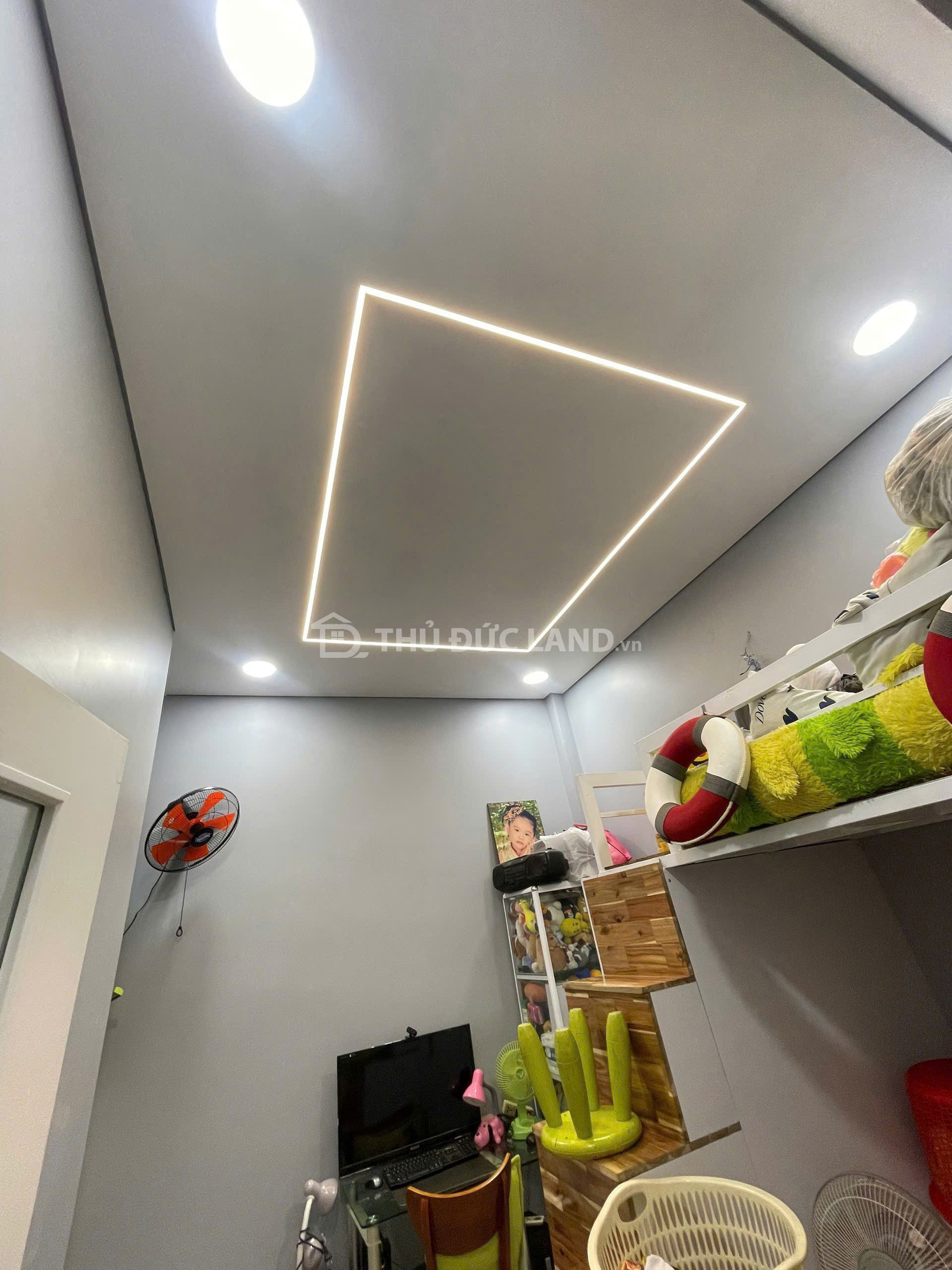 Bán nhà mặt tiền Đường 24 Hiệp Bình Chánh, DT 145m2 ngang 6m,  thuê 15 triệu, cách Phạm Văn Đồng 100m - Ảnh 2