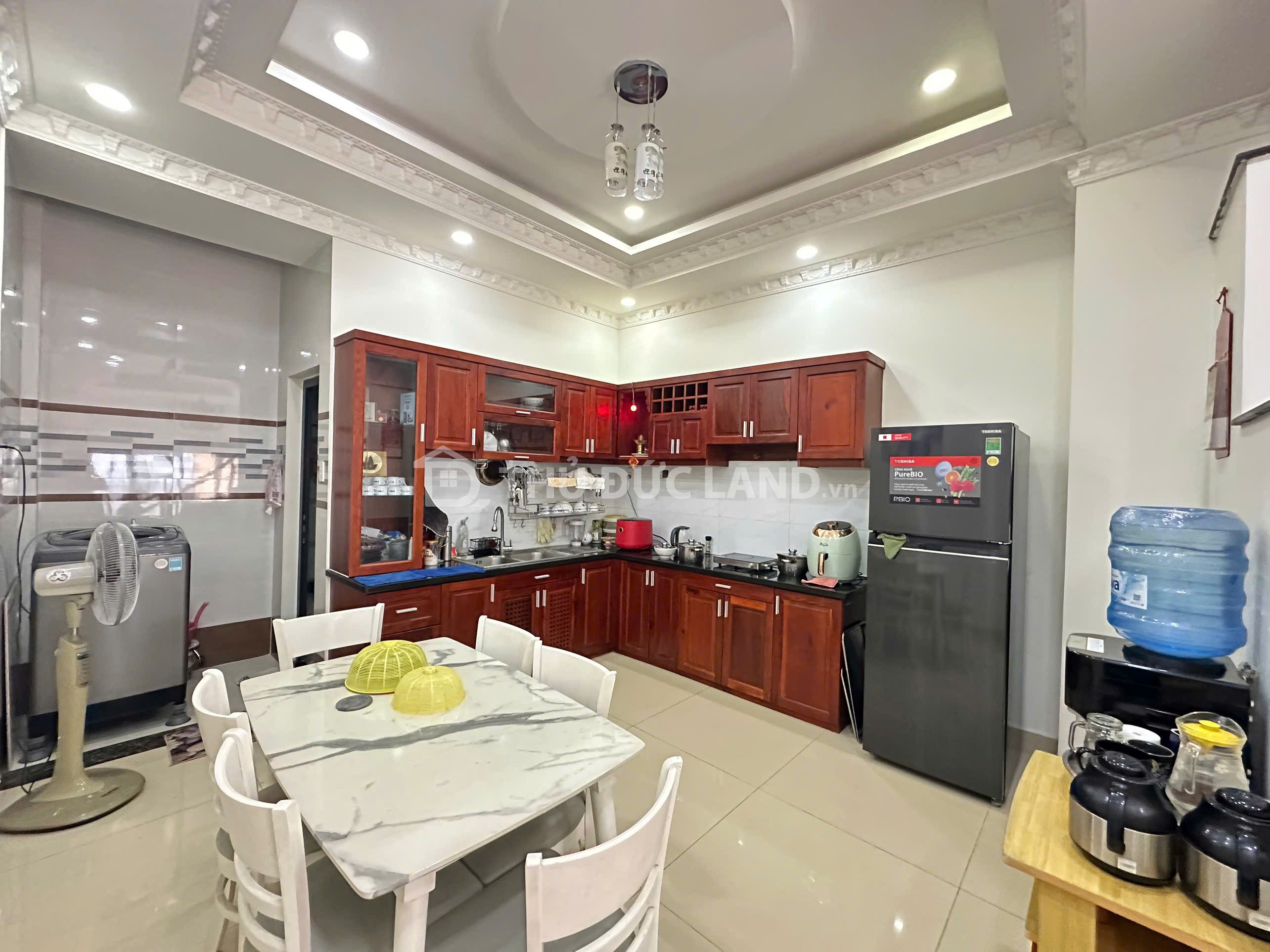 Bán nhà mặt tiền Đường 8 Hiệp Bình Chánh, DT 50m2 4 tầng, khu đồng bộ, tiện ích đầy đủ - Ảnh 9