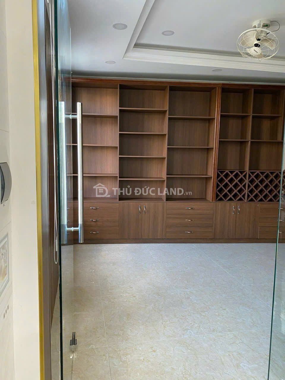 Bán nhà mặt tiền Đường 17 Hiệp Bình Chánh, DT 62m2 3 tầng 4PN, cạnh GigaMal, kế sông Sài Gòn - Ảnh 3