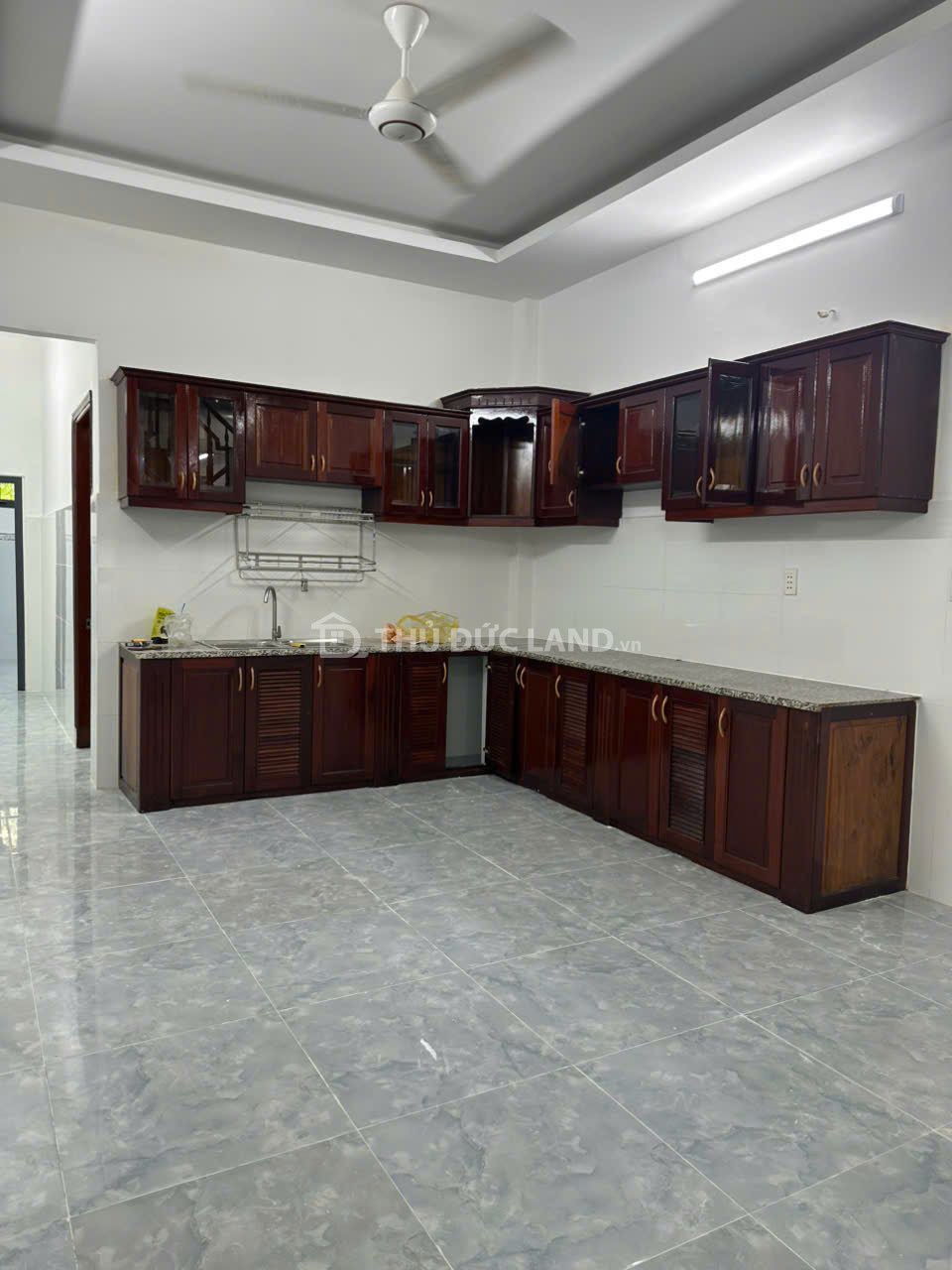 Bán nhà hẻm Quốc Lộ 13 Mới, Hiệp Bình Phước, hẻm xe hơi 7m, diện tích 100.9m² rộng rãi cho gia đình