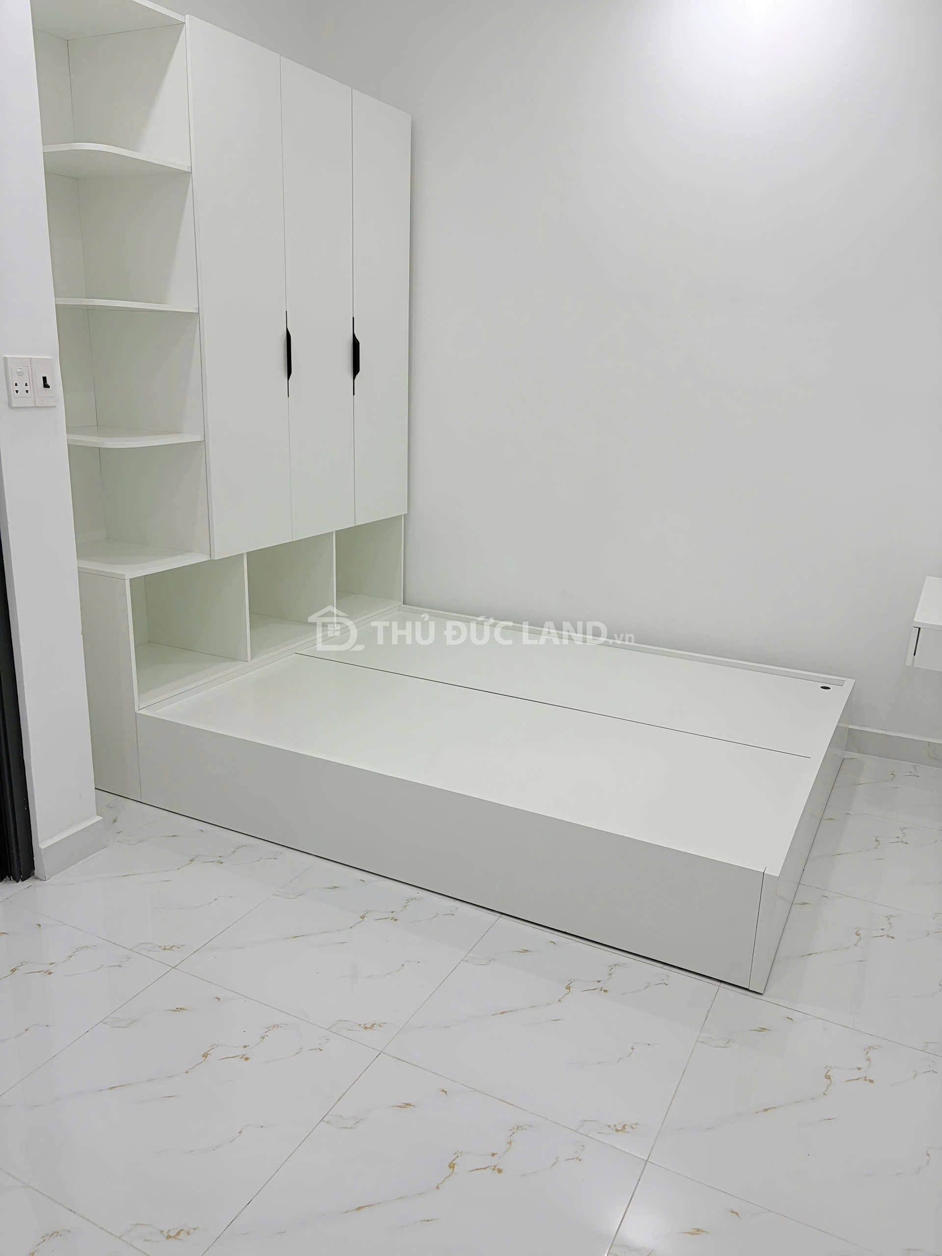 Bán nhà hẻm Trương Văn Thành, Hiệp Phú, nhà 2 tầng, nhà đẹp ở ngay, tiện ích đầy đủ - Ảnh 4