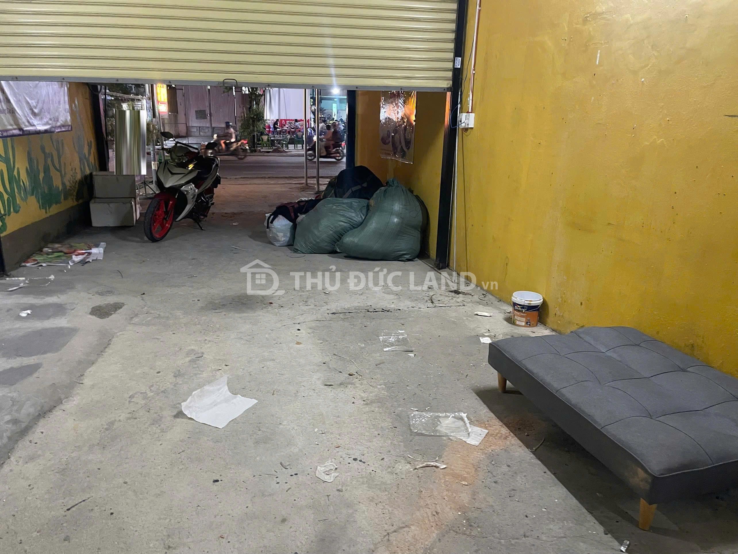 Bán nhà mặt tiền Hiệp Phú đường Man Thiện, 126.4m², 2 tầng. Cạnh chợ. Đang cho thuê 13tr/ Tháng - Ảnh 3