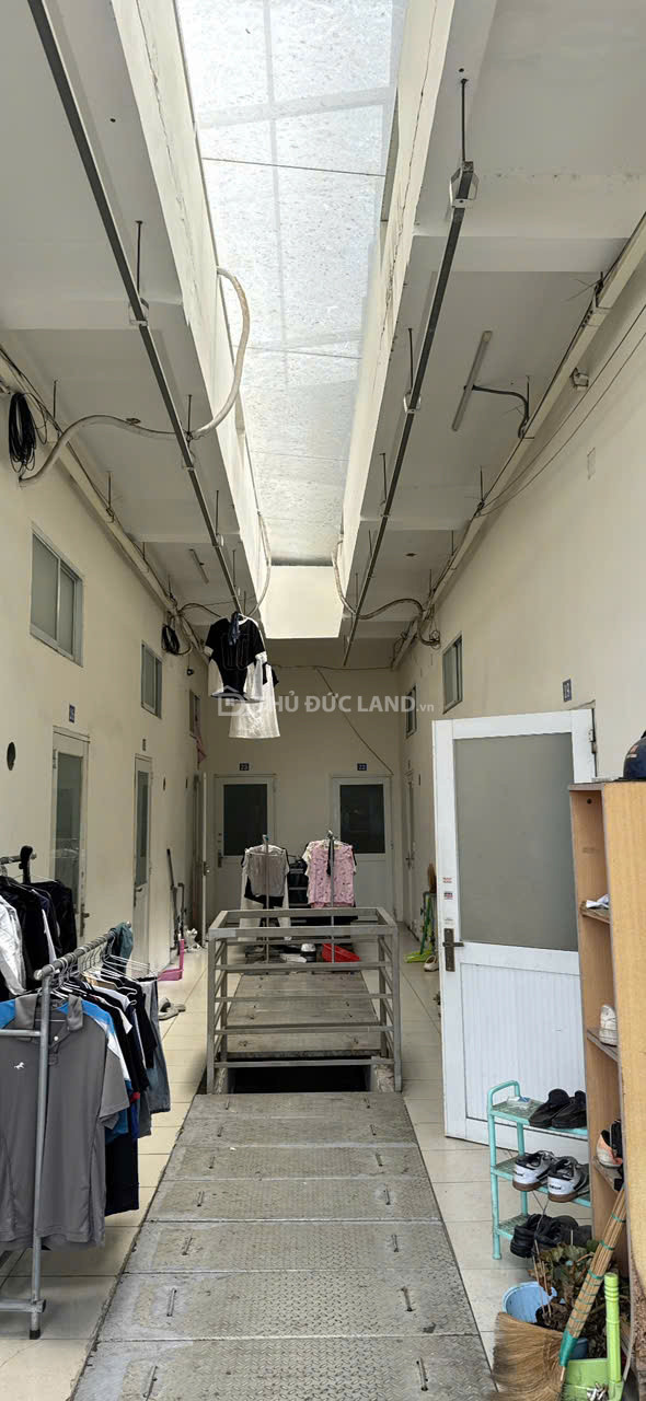 Bán căn hộ dịch vụ đường 8 Linh Chiểu, 27 phòng, 3 tầng. DT 254m2 ngang 12.8M. Cho thuê 130Tr/Th - Ảnh 8
