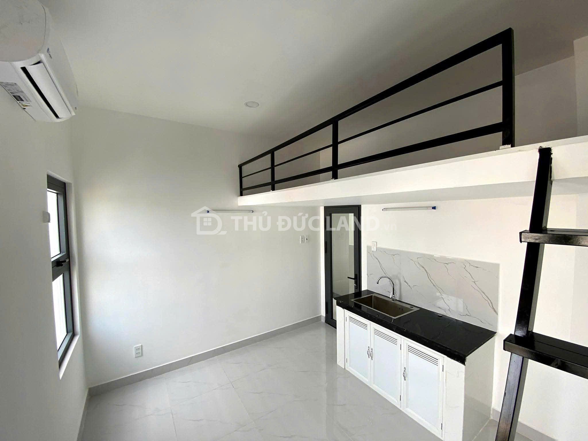 Bán căn hộ dịch vụ Linh Đông, Thủ Đức, DT 216m2 5 tầng 20 phòng, đường 6m, dòng tiền 70 triệu/tháng - Ảnh 2
