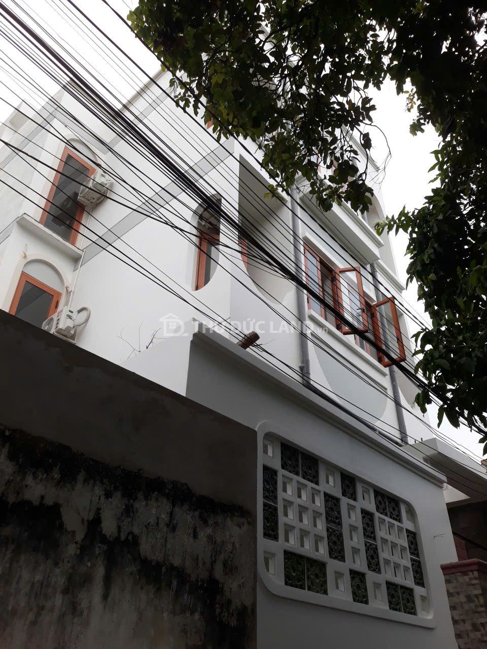 Bán nhà hẻm Linh Đông, đường Lý Tế Xuyên, DT 116m2 3 tầng 6PN, sổ hoàn công, tiện ích đầy đủ - Ảnh 2