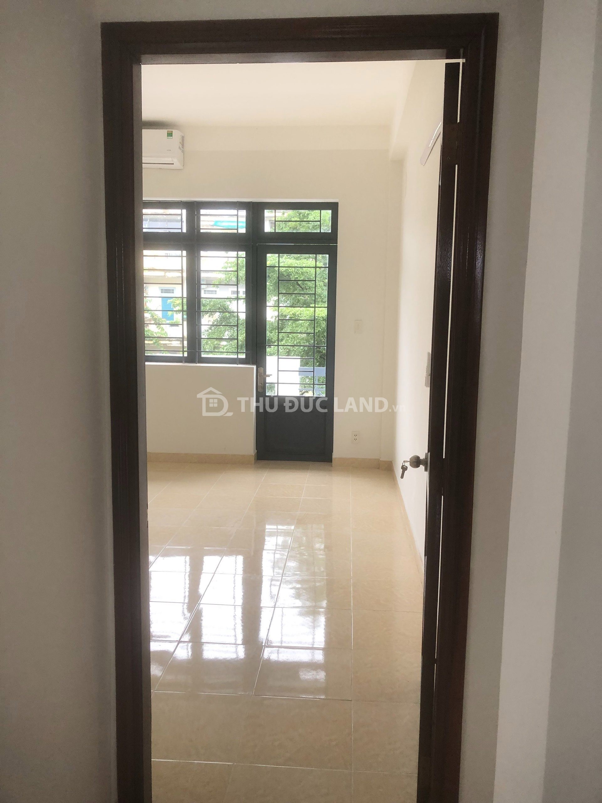 Bán nhà HXH Linh Đông, Phạm Văn Đồng, DT 56m2, đường 14m, KDC đồng bộ, có công viên, tiện ích đầy đủ - Ảnh 3