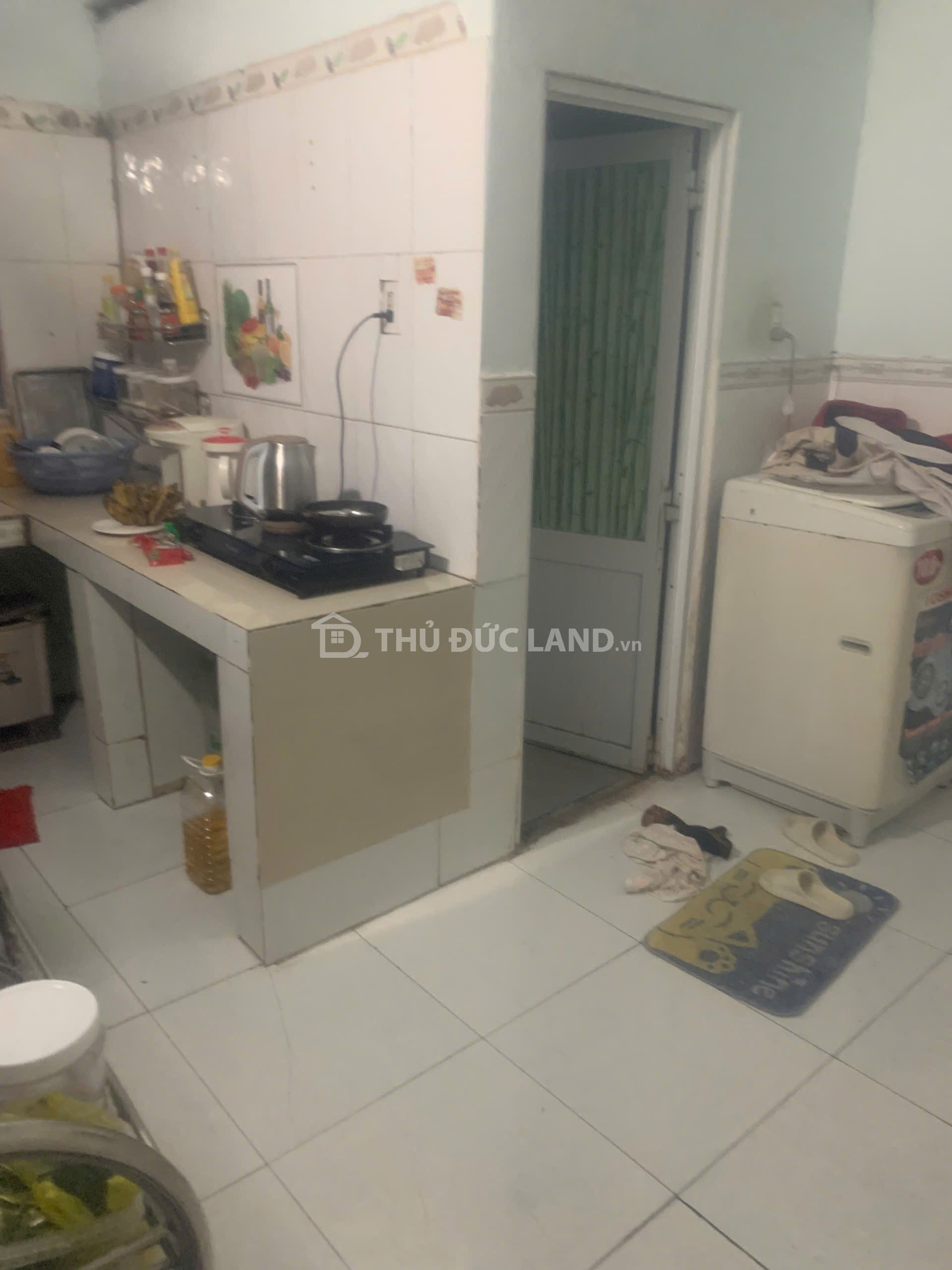 Bán nhà HXH Đường 40 Linh Đông, DT 123.4m2 ngang 4.2m, tiện ích đầy đủ không thiếu gì.