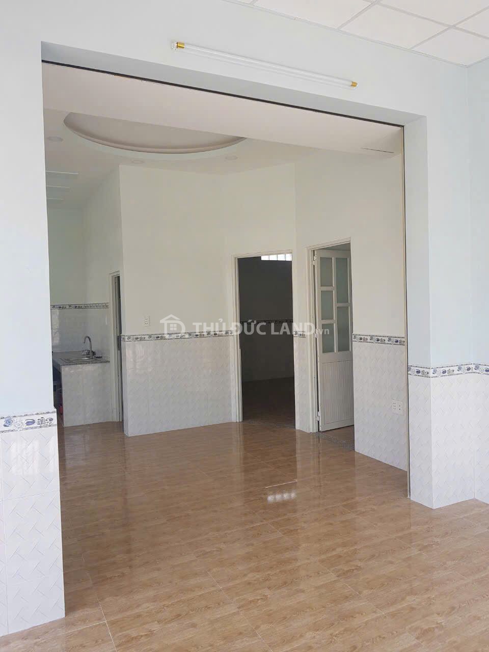 Bán nhà góc 2 mặt tiền Linh Đông, Kha Vạn Cân, DT 76m2 ngang 10m, hẻm 8m, tiện ích đầy đủ - Ảnh 2