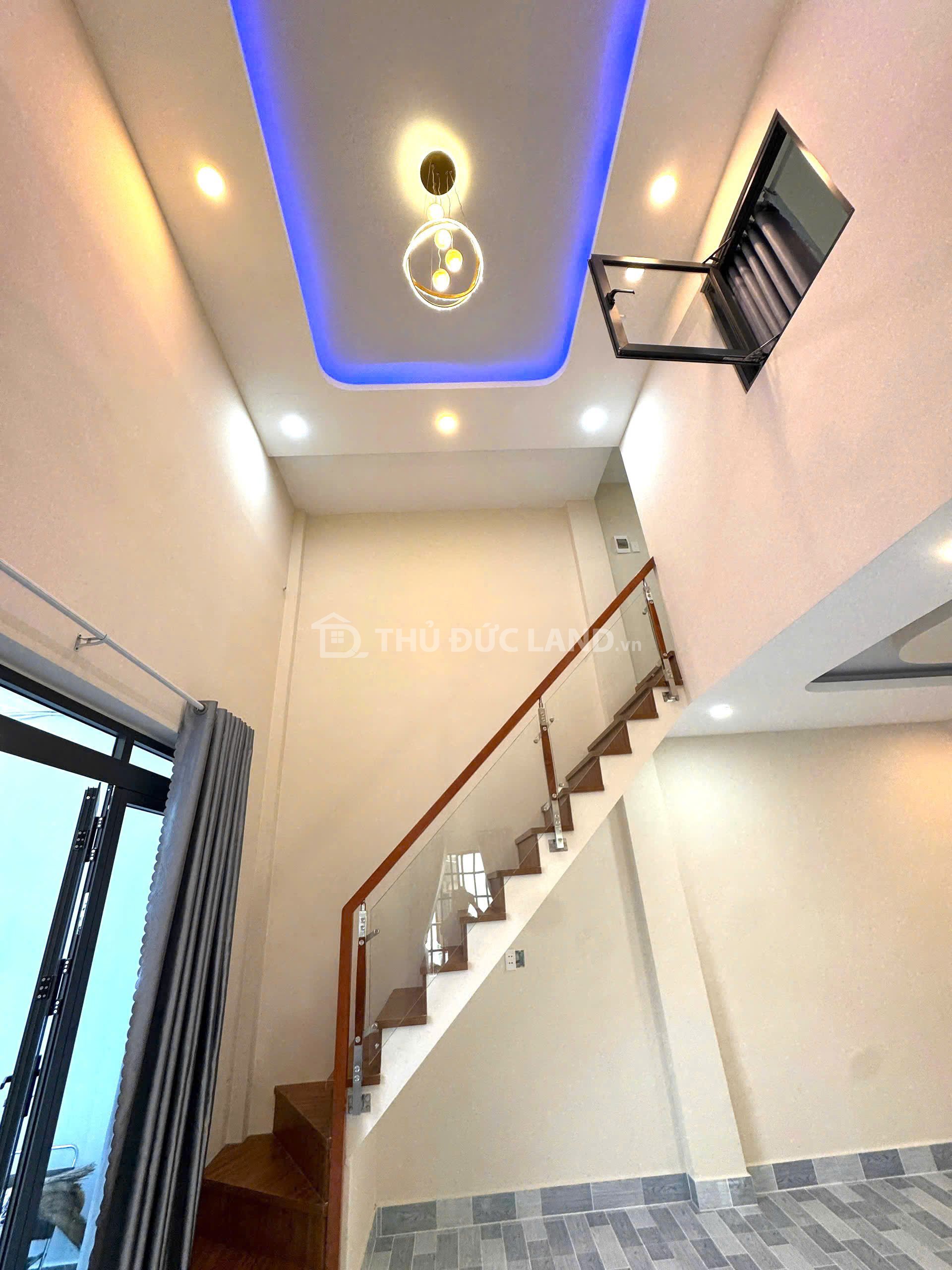 Bán nhà 2MT Tô Ngọc Vân, Linh Đông, DT 60m2 ngang 4.8m, 2 tầng, cách đường lớn 20M - Ảnh 4