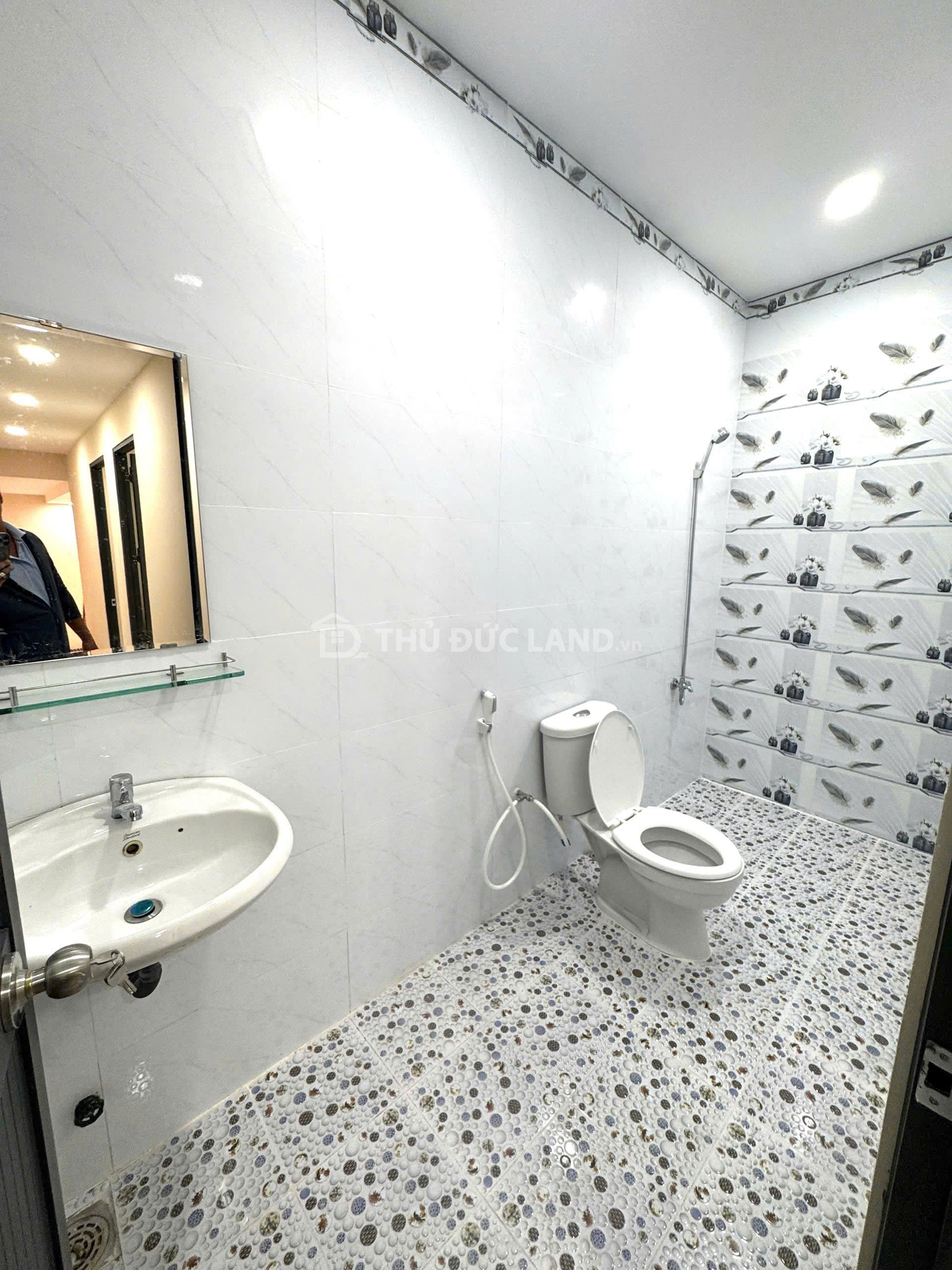Bán nhà 2MT Tô Ngọc Vân, Linh Đông, DT 60m2 ngang 4.8m, 2 tầng, cách đường lớn 20M - Ảnh 6