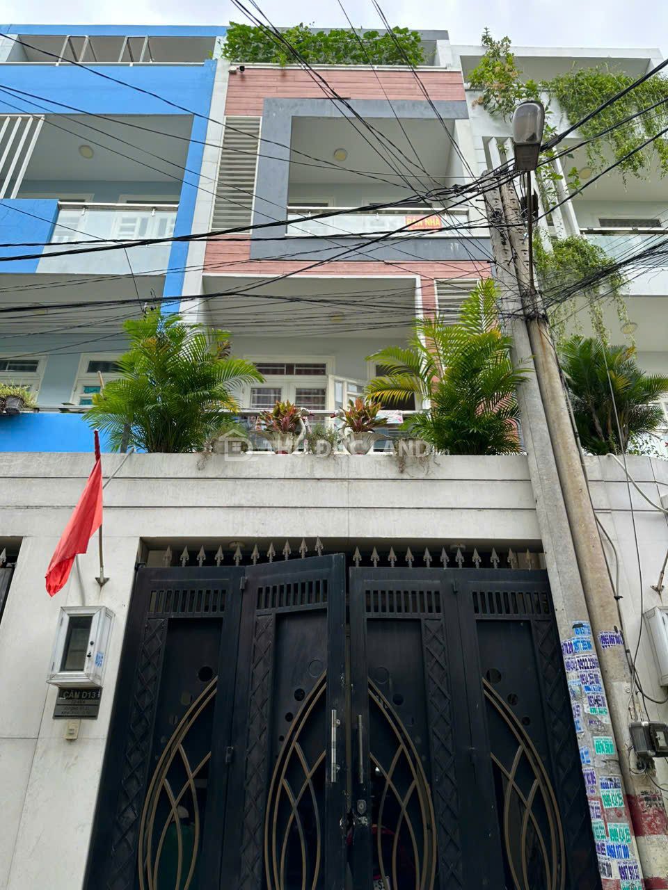 Bán nhà HXH Linh Đông đường 22, 4 tầng, DT 65m2 ngang 4.1M, 5 phòng ngủ. Khu đồng bộ vỉa hè