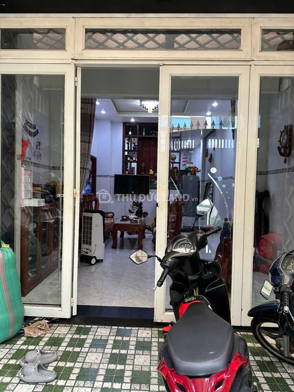 Bán nhà HXH Linh Đông đường 22, 4 tầng, DT 65m2 ngang 4.1M, 5 phòng ngủ. Khu đồng bộ vỉa hè - Ảnh 3