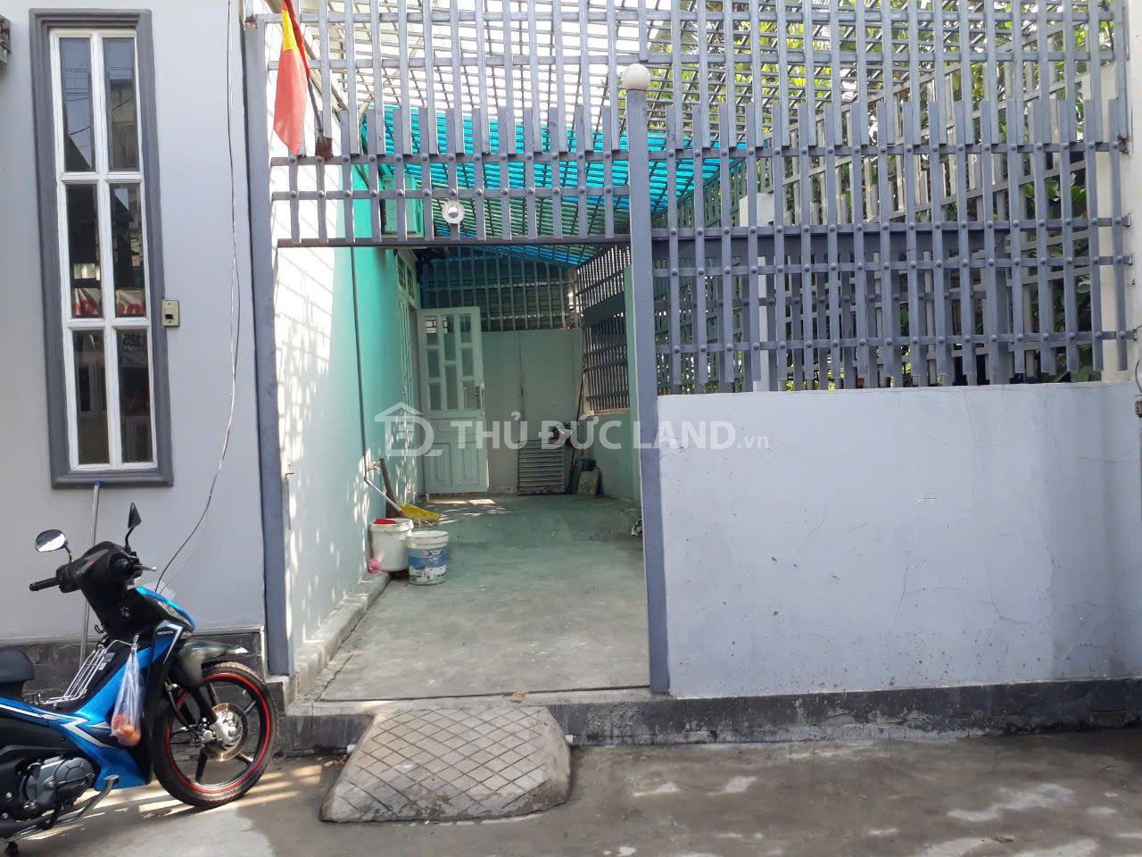 Bán nhà HXH Linh Đông, 3 tầng, DT 50m2 ngang 8.05m, 4 phòng ngủ, tiện ích đầy đủ - Ảnh 3