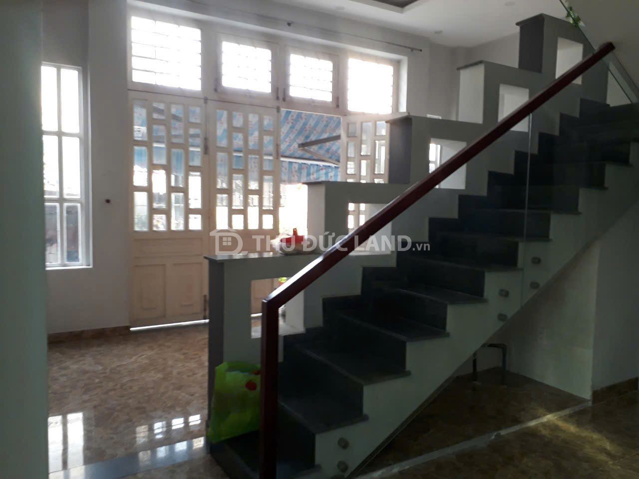 Bán nhà HXH Linh Đông, 3 tầng, DT 50m2 ngang 8.05m, 4 phòng ngủ, tiện ích đầy đủ - Ảnh 7