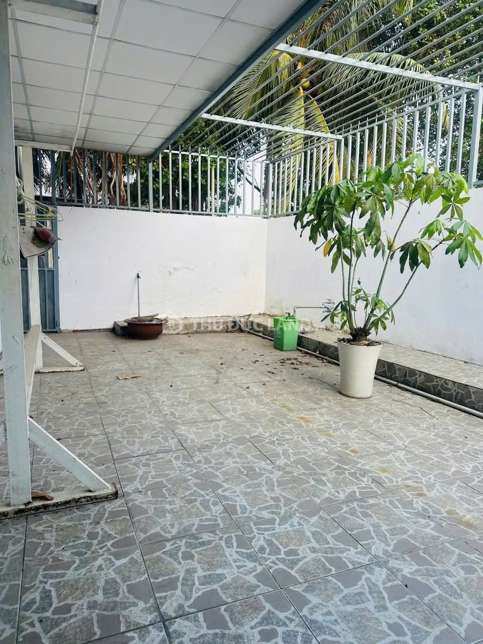 Bán nhà hẻm Linh Đông, đường 2 – nhà 3 tầng 5 phòng ngủ, đủ công năng cho gia đình đông người - Ảnh 14