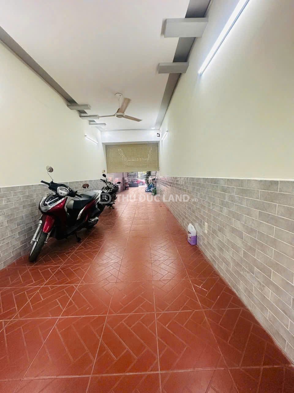 Bán nhà hẻm Linh Đông, đường 2 – nhà 3 tầng 5 phòng ngủ, đủ công năng cho gia đình đông người - Ảnh 4