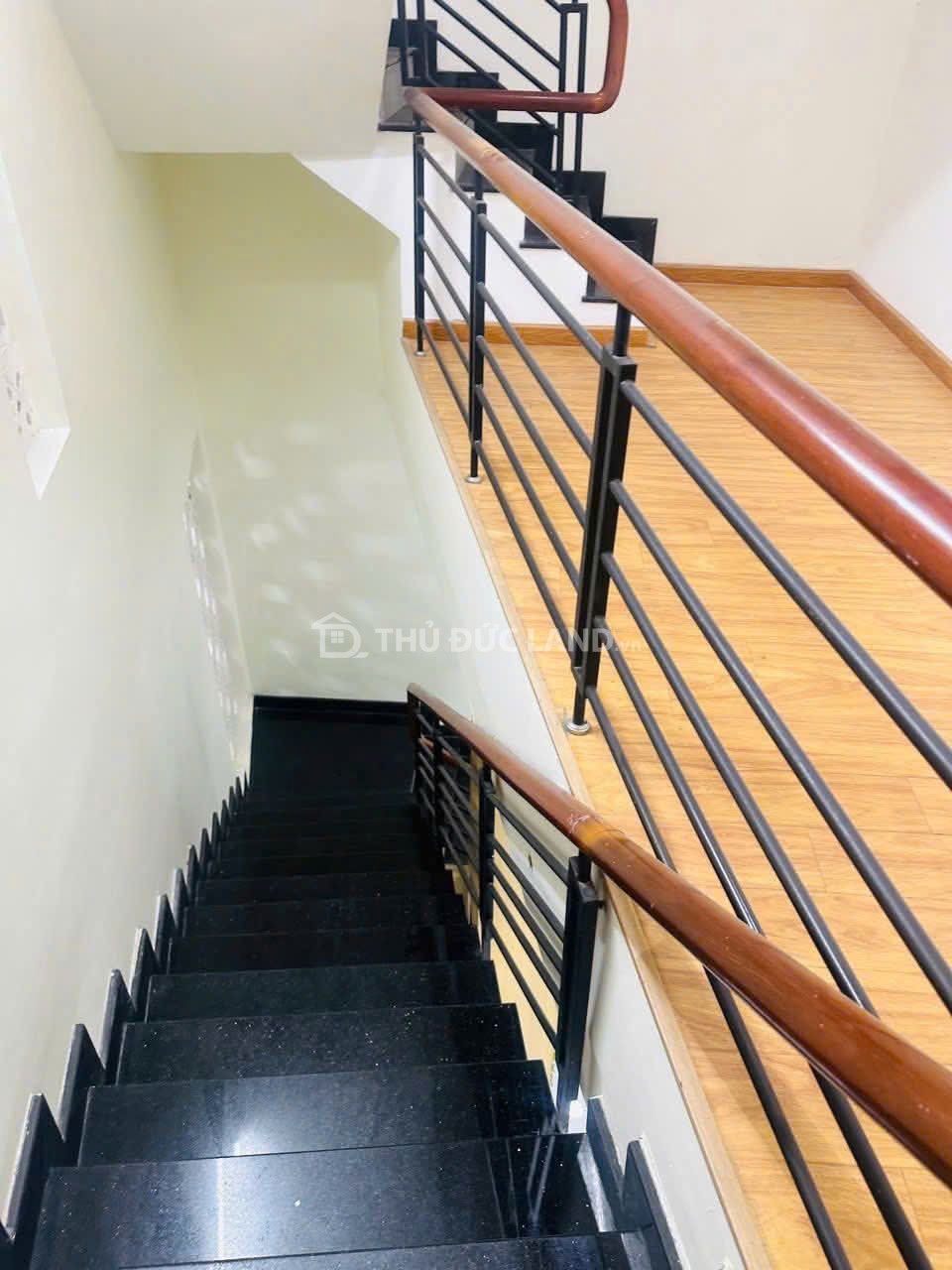 Bán nhà hẻm Linh Đông, đường 2 – nhà 3 tầng 5 phòng ngủ, đủ công năng cho gia đình đông người - Ảnh 16
