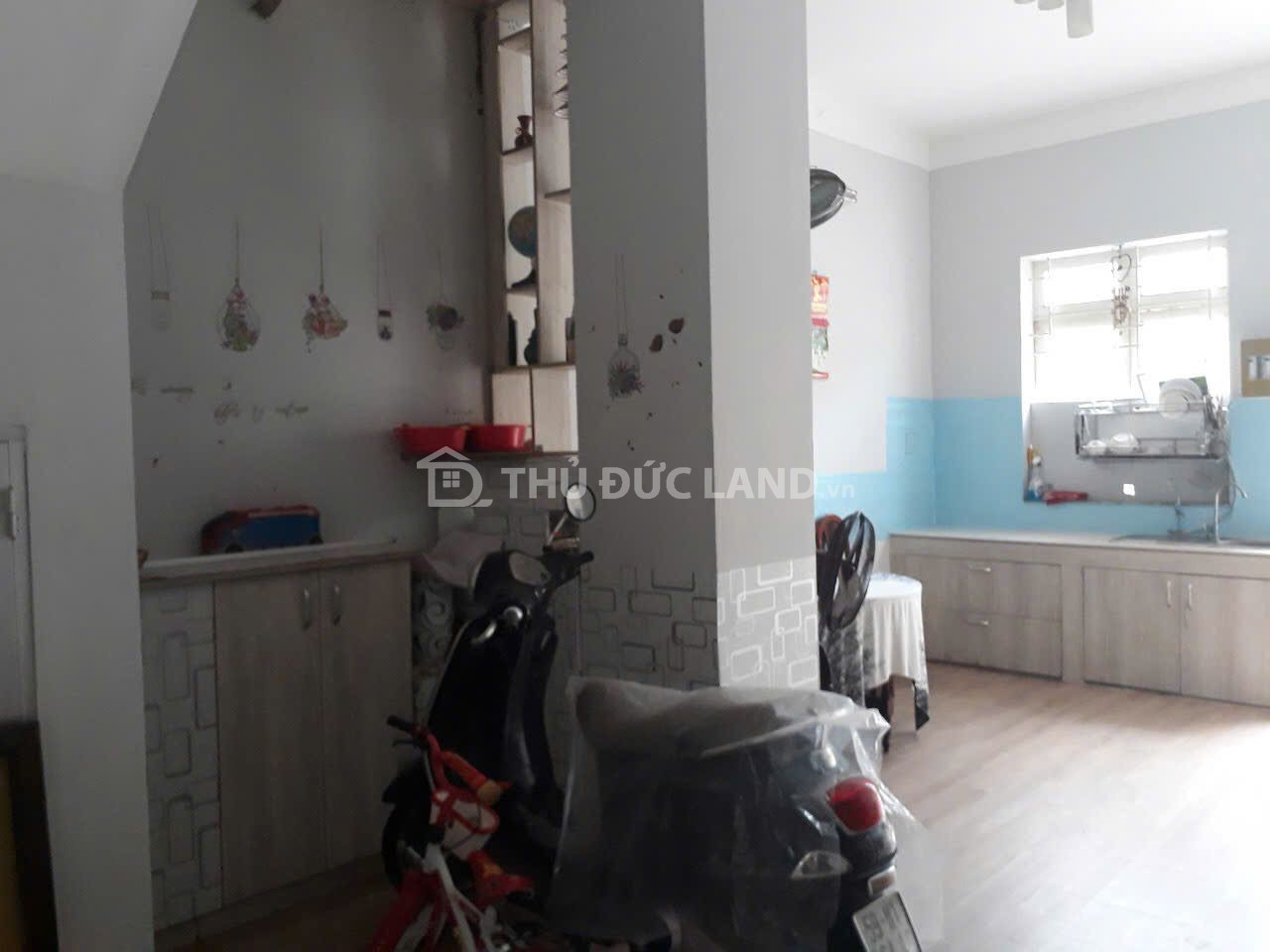 Bán nhà 2 mặt tiền Phạm Văn Đồng, DT 56m2 đường 60m, 3 tầng. KDC đồng bộ, công viên, tiện ích đầy đủ - Ảnh 7