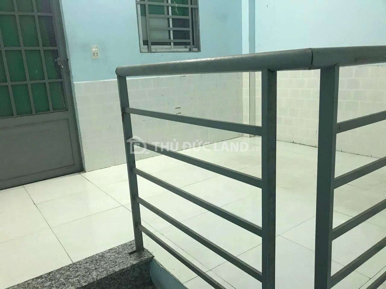 Bán phòng trọ Linh Đông, đường 33,DT 109m2, 2 tầng, dòng tiền 20 triệu/ tháng - Ảnh 3