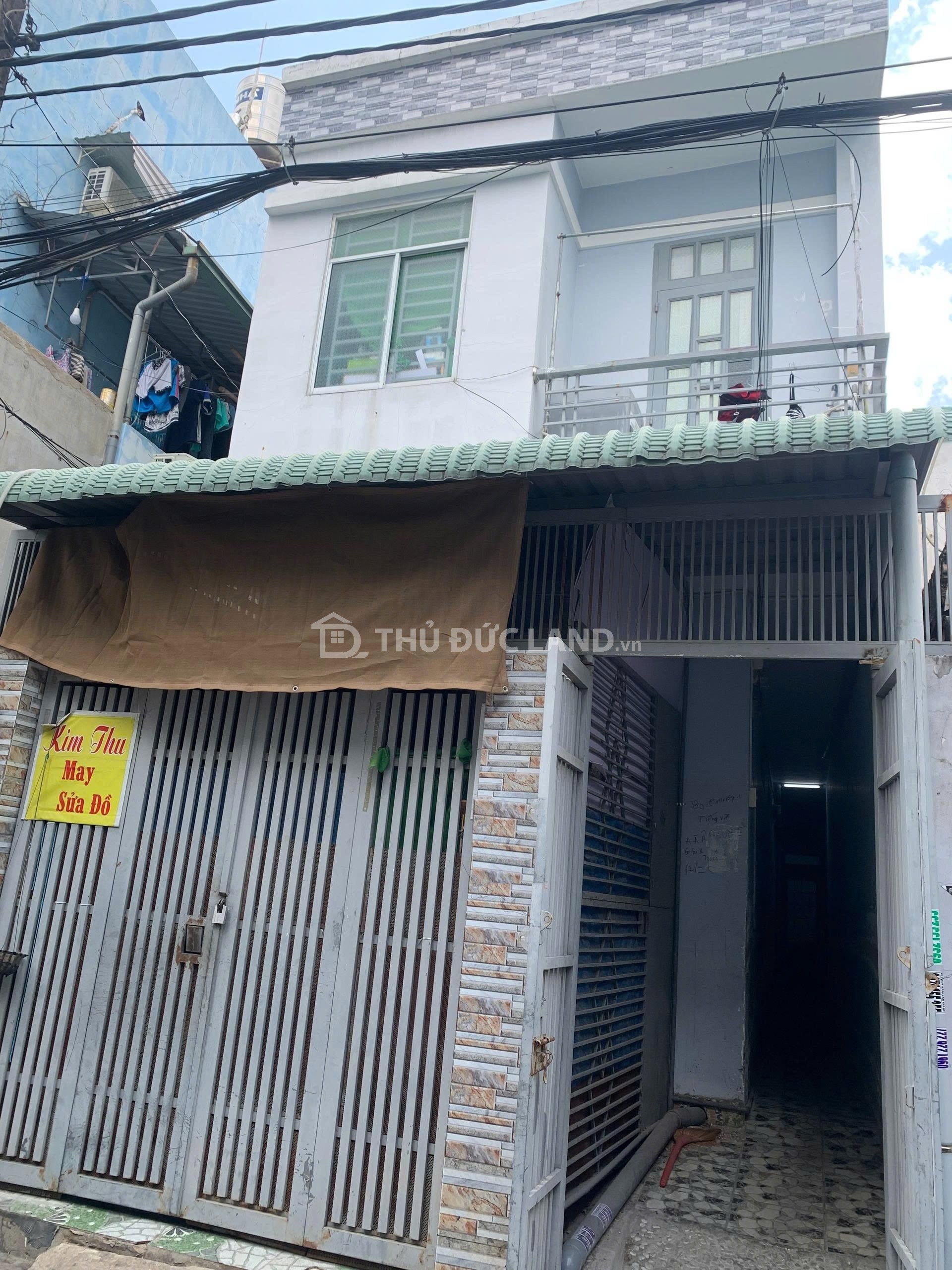 Bán phòng trọ Linh Đông, đường 33,DT 109m2, 2 tầng, dòng tiền 20 triệu/ tháng
