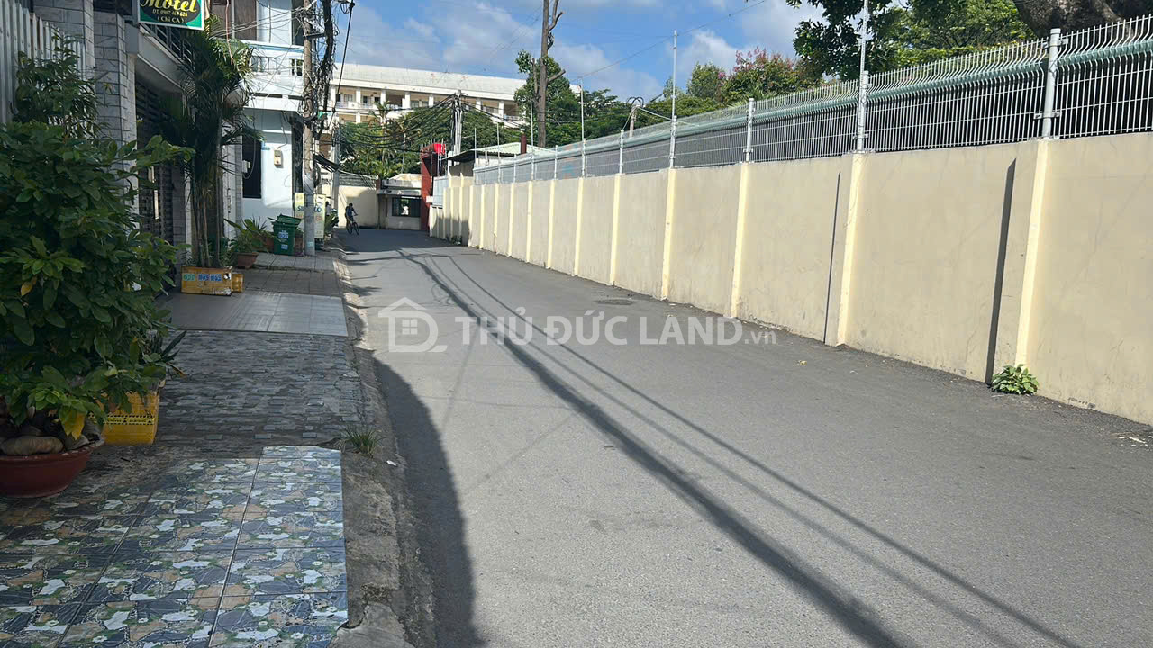 Bán nhà mặt tiền đường 8 Linh Tây, ngang 5.9m, 2 tầng. Cạnh trường, Sát Kha Vạn Cân. - Ảnh 2