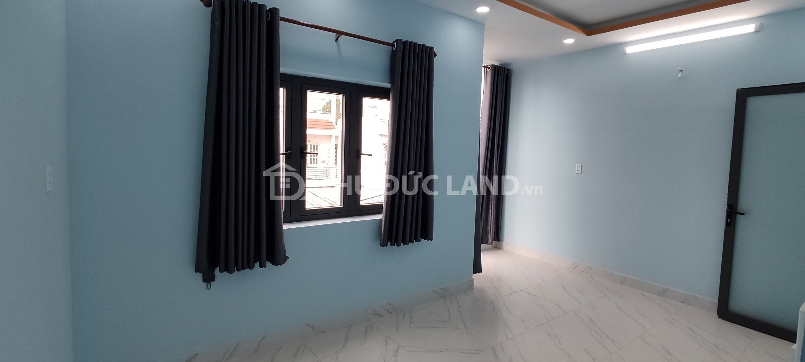 Bán nhà HXH Linh Tây 2 tầng, DT 52m2 hẻm 5m, sổ chính chủ, giá 6 tỷ, tiện ích đầy đủ
