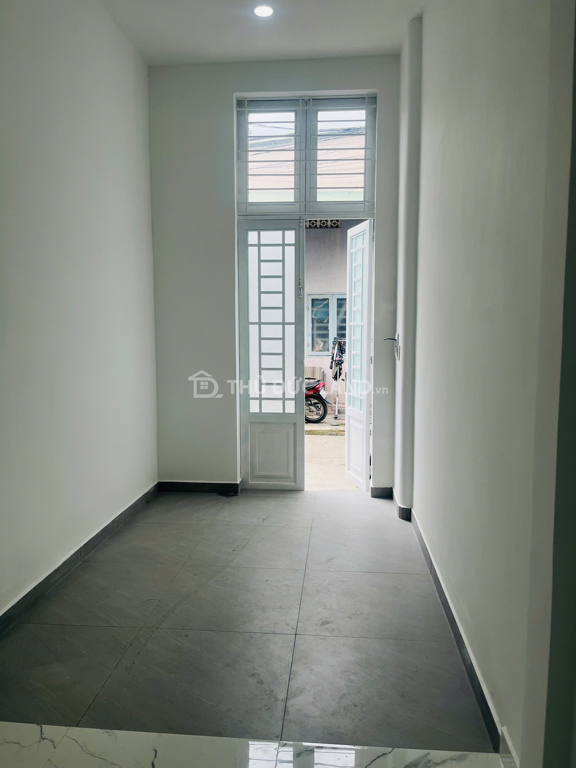 Bán nhà hxh Linh Tây, DT 81m2, ngang 5. Nhà đẹp ở ngay, tiện ích đầy đủ - Ảnh 2