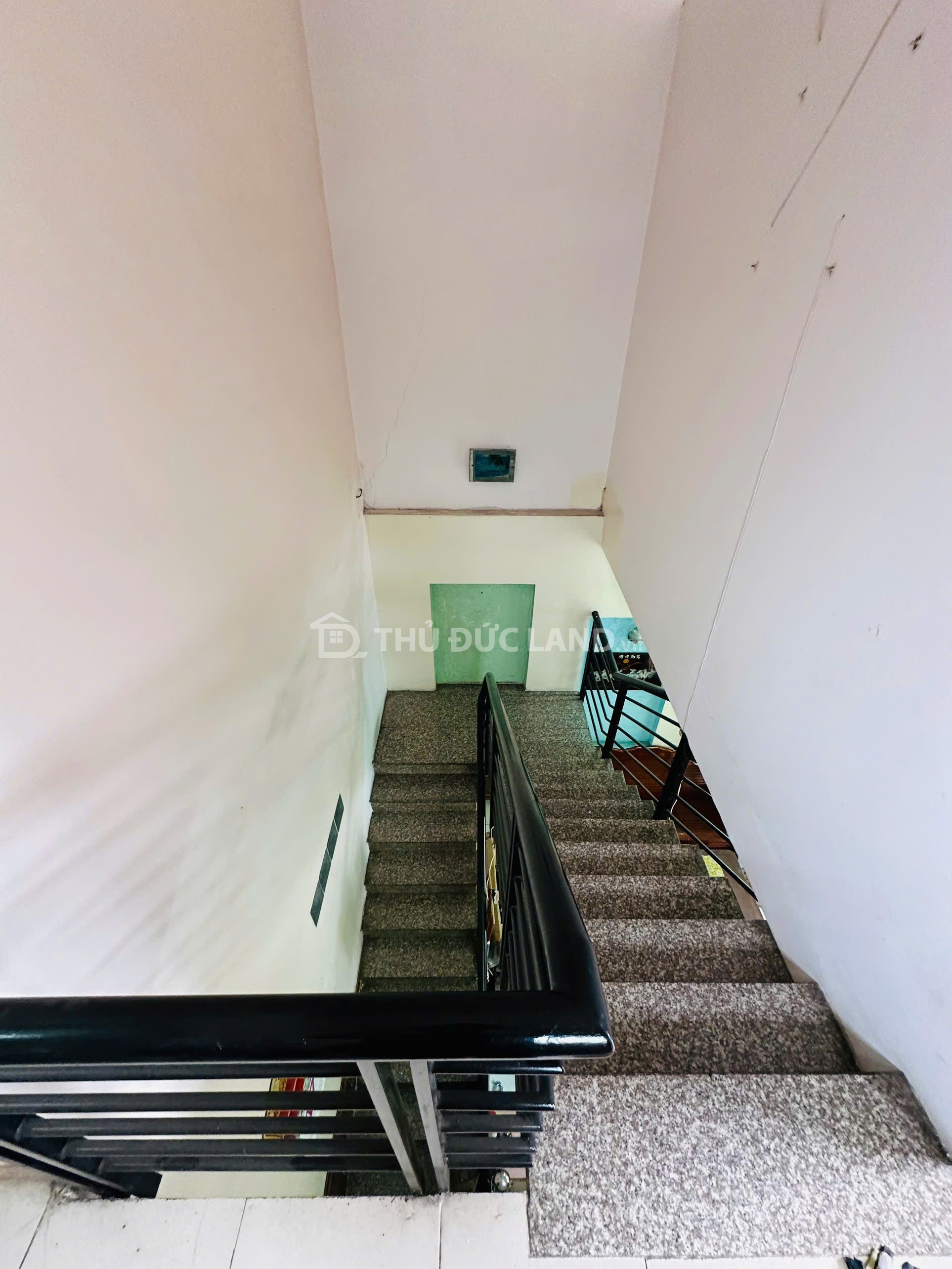 Bán nhà hẻm Linh Tây đường 6, 2 tầng, 4 phòng ngủ, 80m². Di chuyển dễ dàng, tiện ích đầy đủ - Ảnh 10