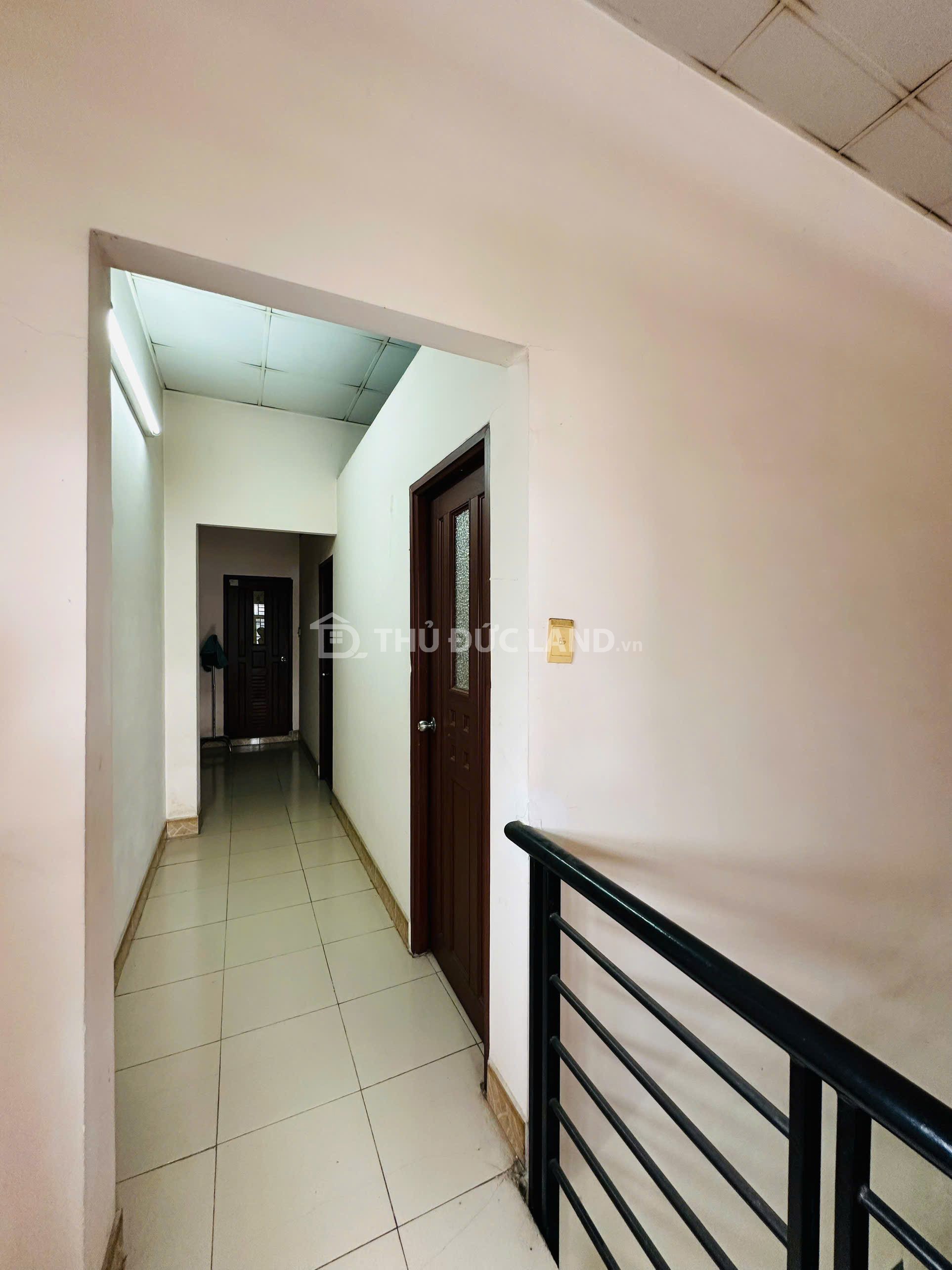 Bán nhà hẻm Linh Tây đường 6, 2 tầng, 4 phòng ngủ, 80m². Di chuyển dễ dàng, tiện ích đầy đủ - Ảnh 8