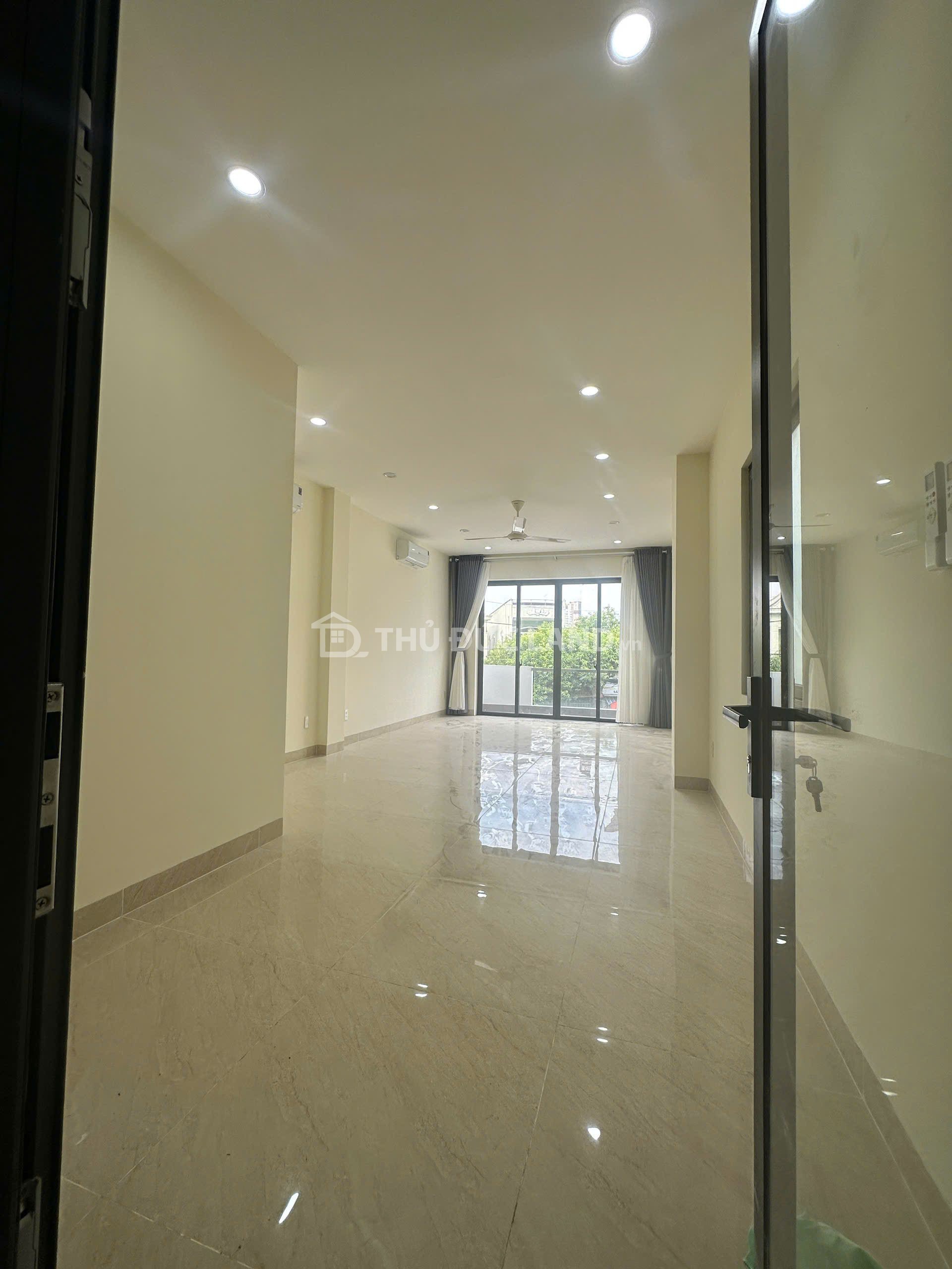 Bán nhà mặt tiền Đường 9 Linh Tây, 5 tầng, ngang 4.5m, DT 86m2. Cạnh Phạm Văn Đồng. Tiện ích bao vây 1KM - Ảnh 7