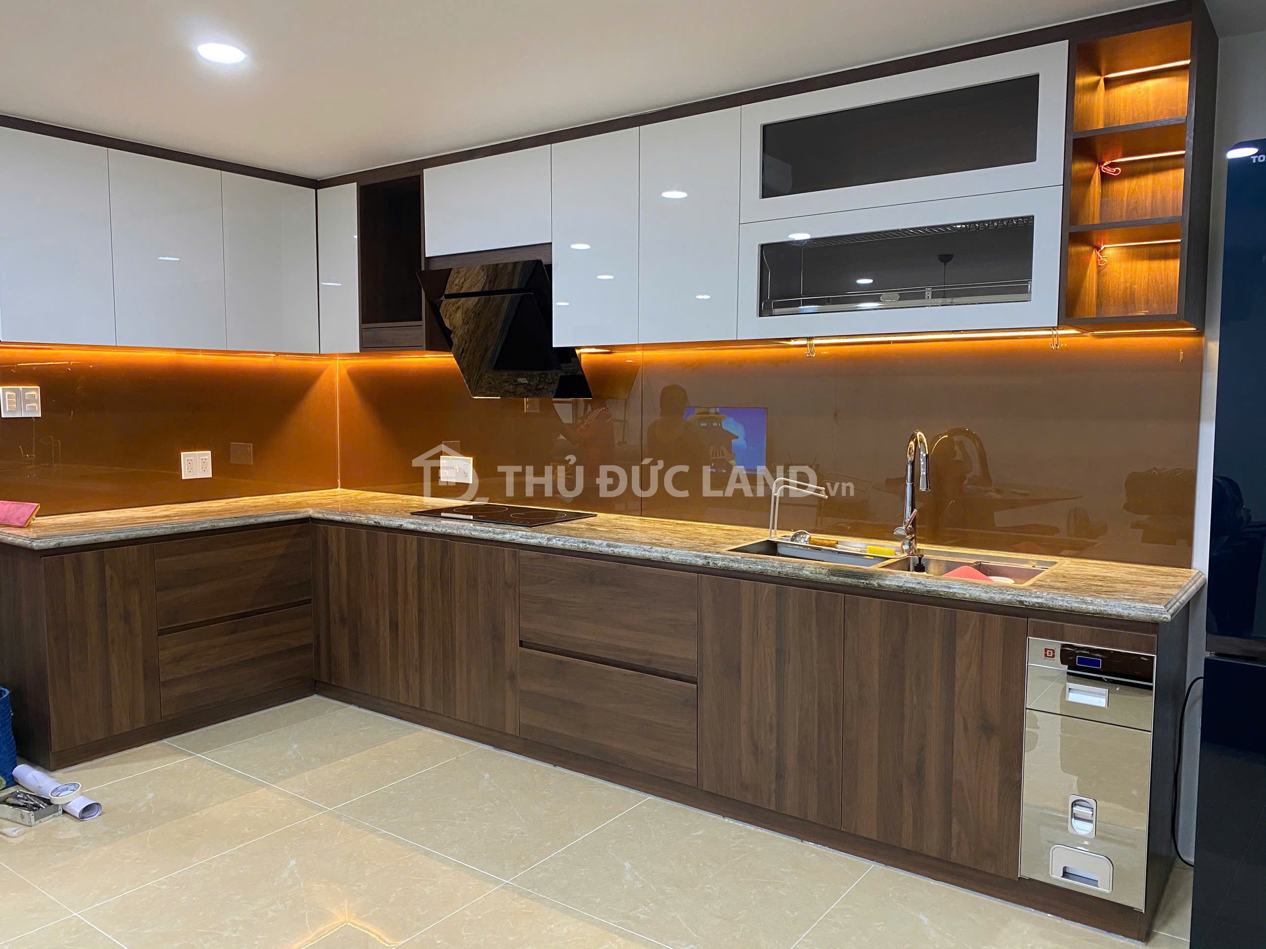 Bán nhà mặt tiền Đường 6 Linh Tây, 4 tầng, DT 111m2 ngang 4.2m. Tiện ở và kinh doanh - Ảnh 4
