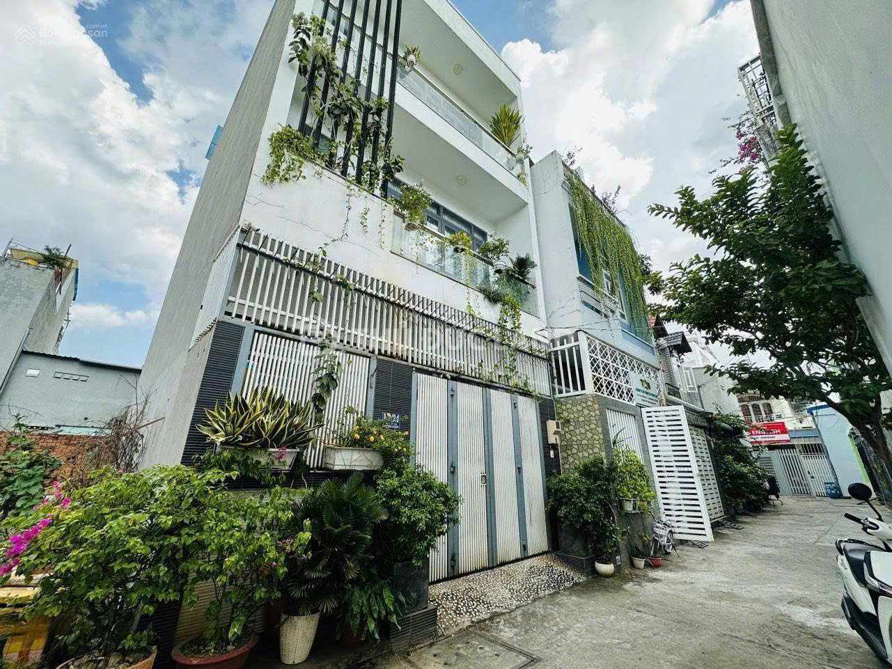 BÁN NHANH LÔ ĐẤT - GẦN HOÀNG DIỆU 2- P. LINH TRUNG - 71M2 - OTO RA VÀO THOẢI MÁI, SỔ CHÍNH CHỦ - Ảnh 2