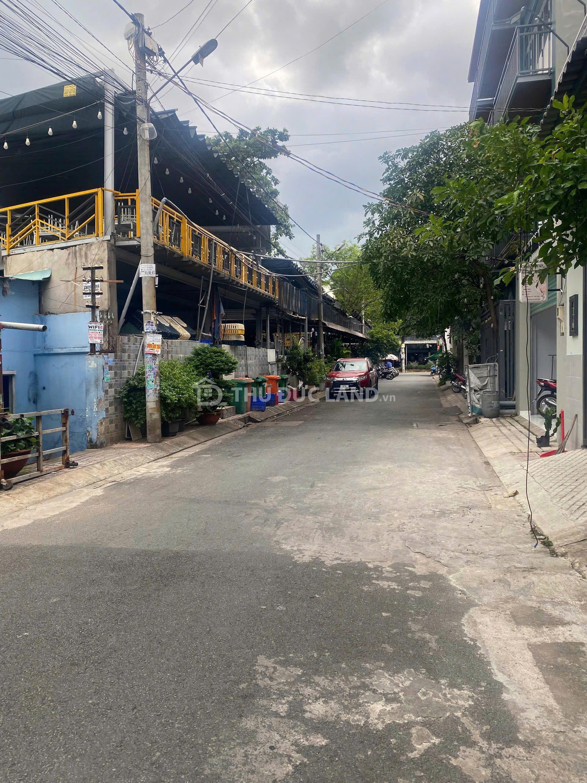 BÁN NHANH LÔ ĐẤT - GẦN HOÀNG DIỆU 2- P. LINH TRUNG - 71M2 - OTO RA VÀO THOẢI MÁI, SỔ CHÍNH CHỦ
