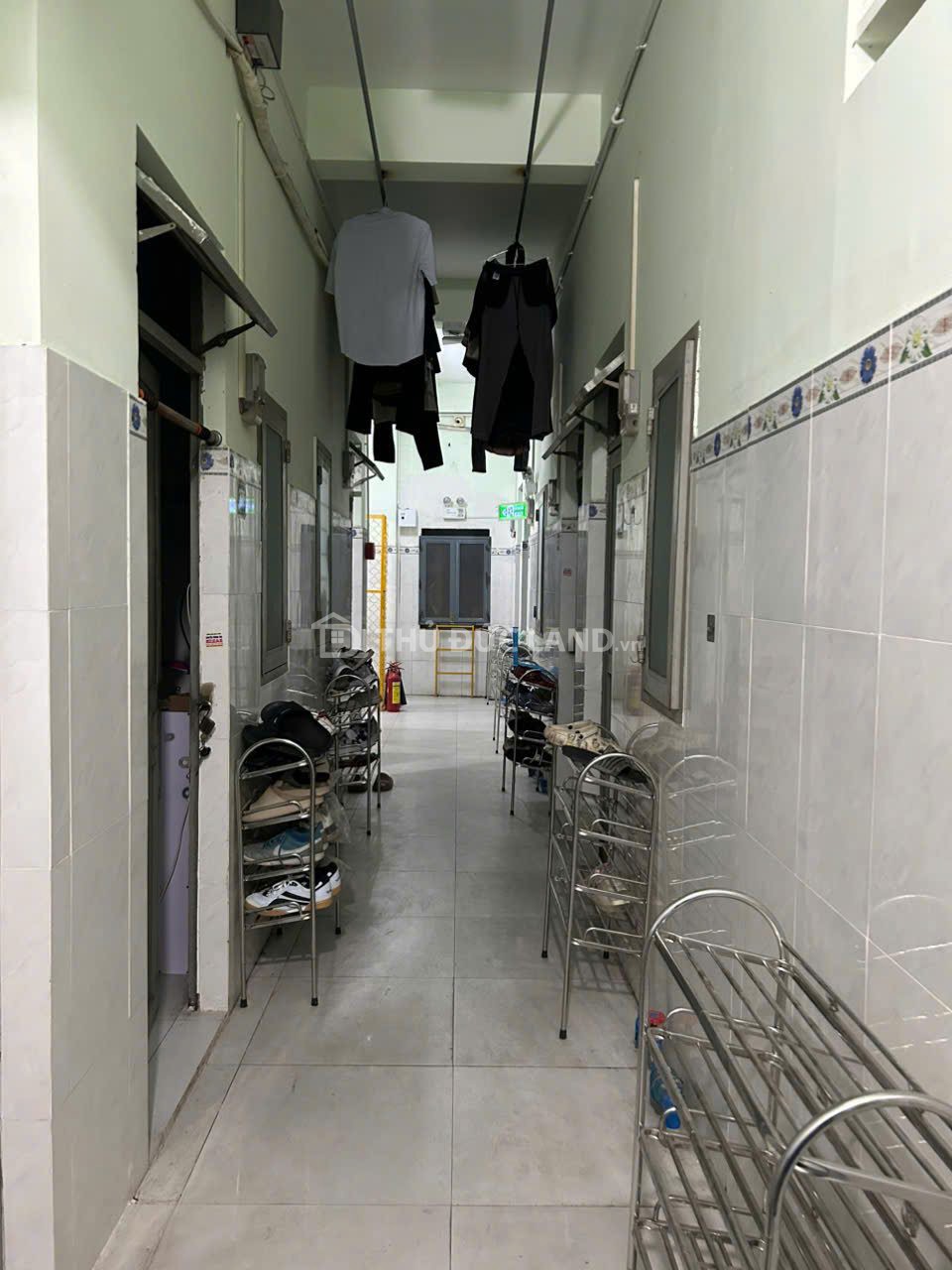 BÁN CĂN HỘ DỊCH VỤ CAO CẤP - NHÀ 3 TẦNG - ĐƯỜNG LINH TRUNG -NGANG 10M - THU NHẬP 58 TRIỆU/ THÁNG. - Ảnh 3