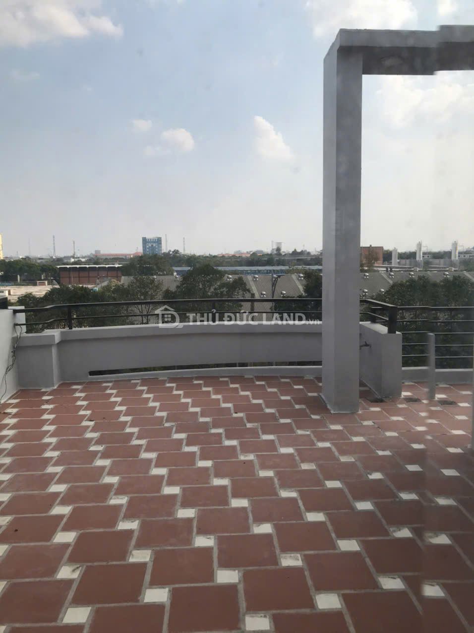 Bán nhà mặt tiền Linh Trung, đường Lê Văn Chí, DT 122m2 ngang 8m, 3 tầng, tiện ích đầy đủ - Ảnh 7