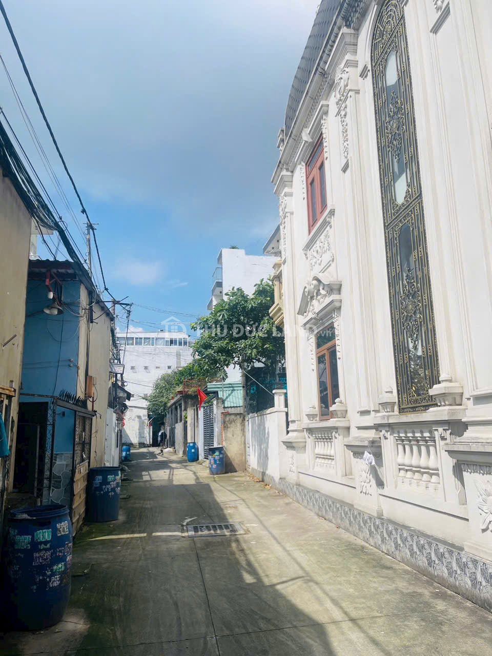 Bán nhà HXH Đường 11 Linh Trung, DT 200m2 ngang 7.2m, nhà đẹp ở ngay, tiện ích đầy đủ - Ảnh 3