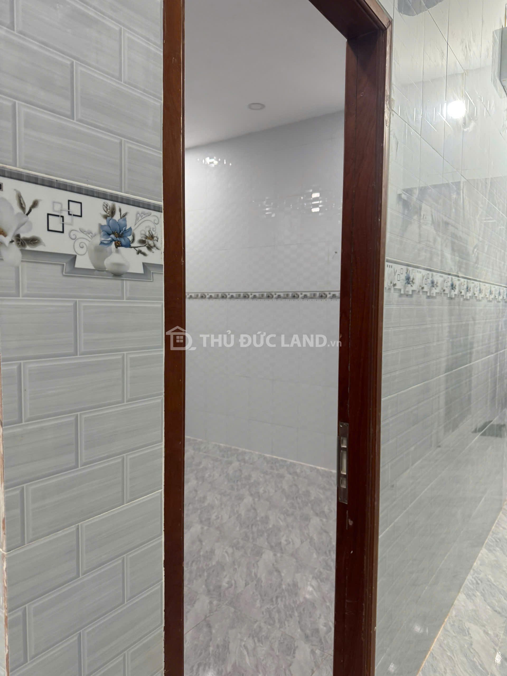 Bán nhà HXH Linh Trung, Đường 6, DT 130m2 ngang 6.78m, hẻm 5m, giá tốt , tiện ích đầy đủ - Ảnh 6
